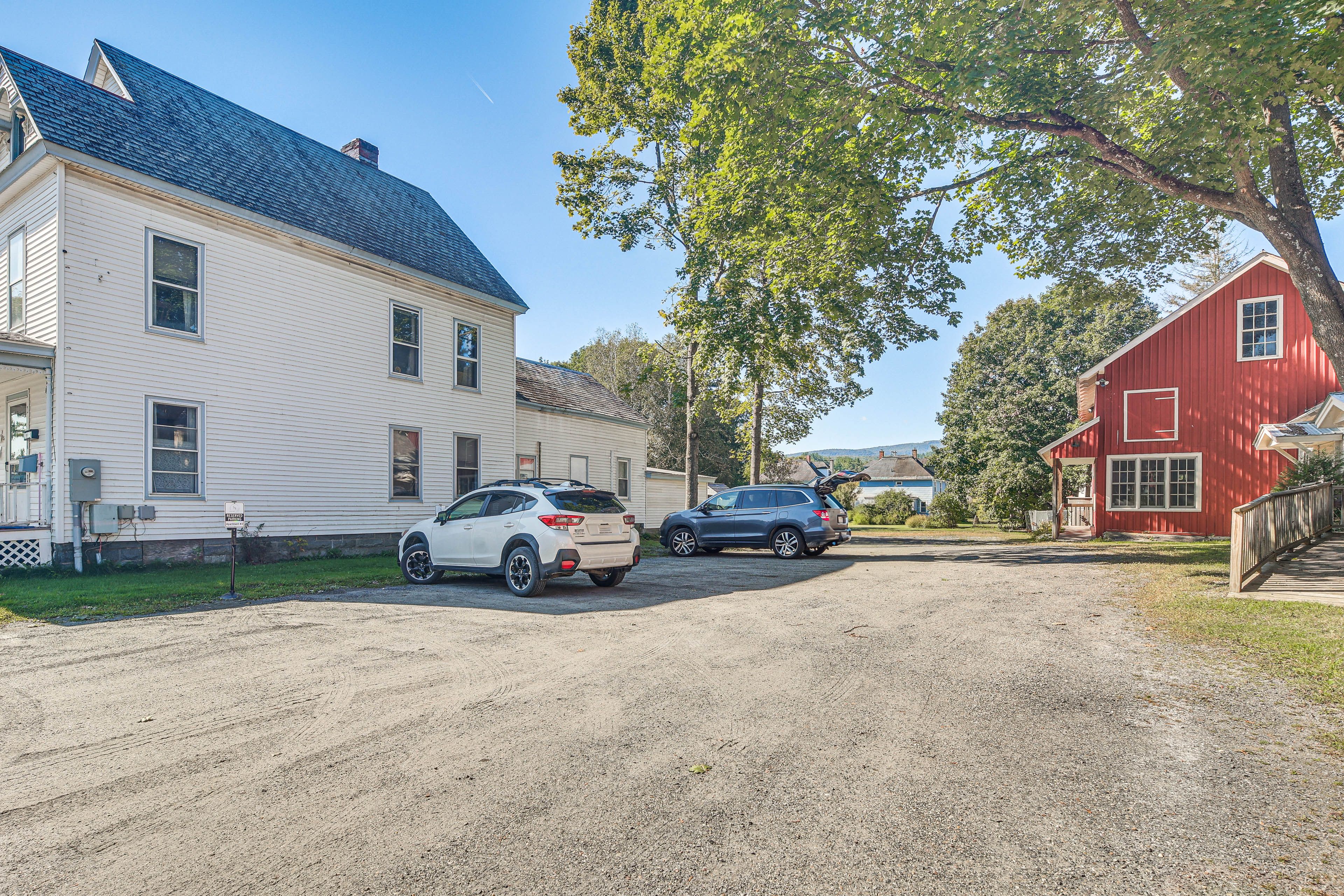 Parking | Open Lot (1 Vehicle)