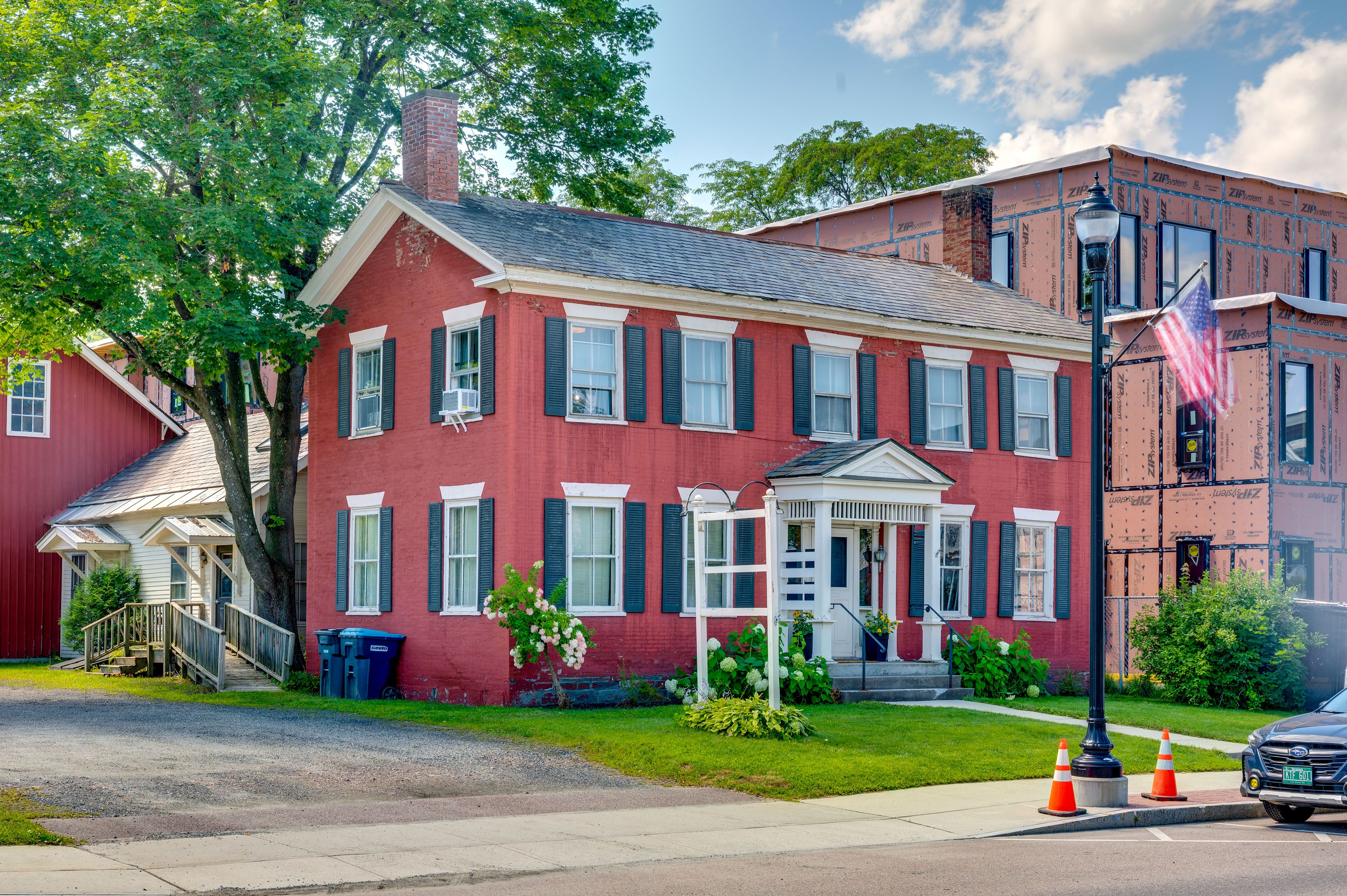 Parking | Shared Lot (1 Vehicle)
