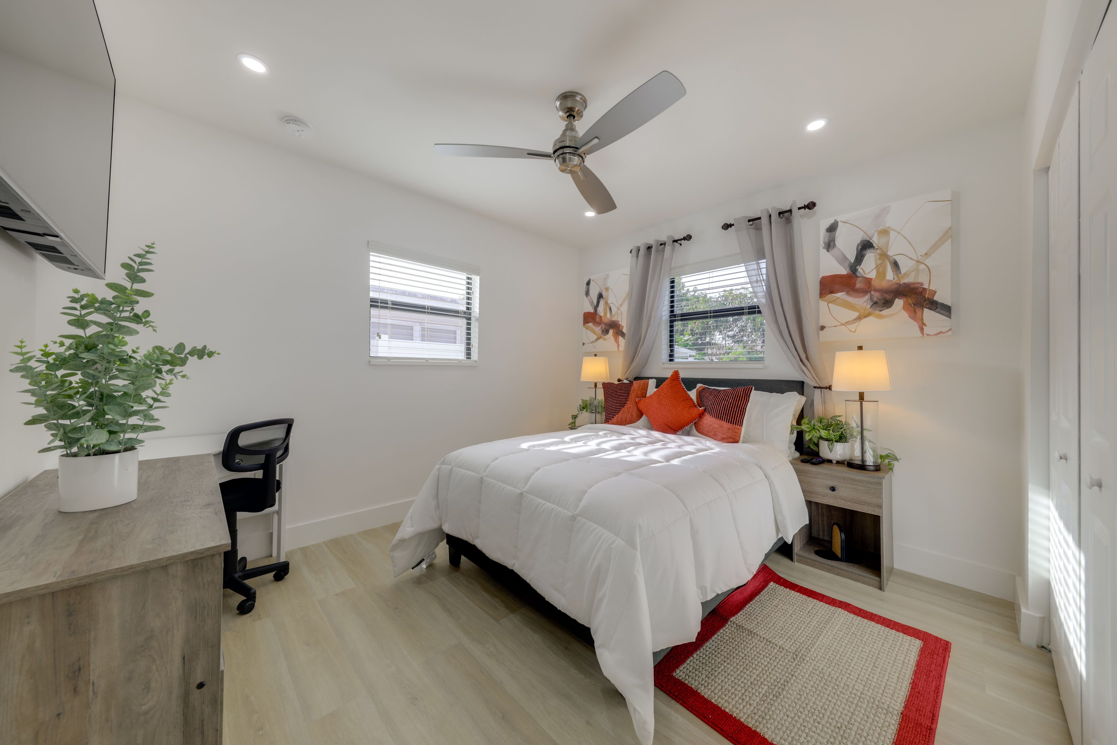 Bedroom 2 | Full Bed | Smart TV | Laptop-Friendly Workspace