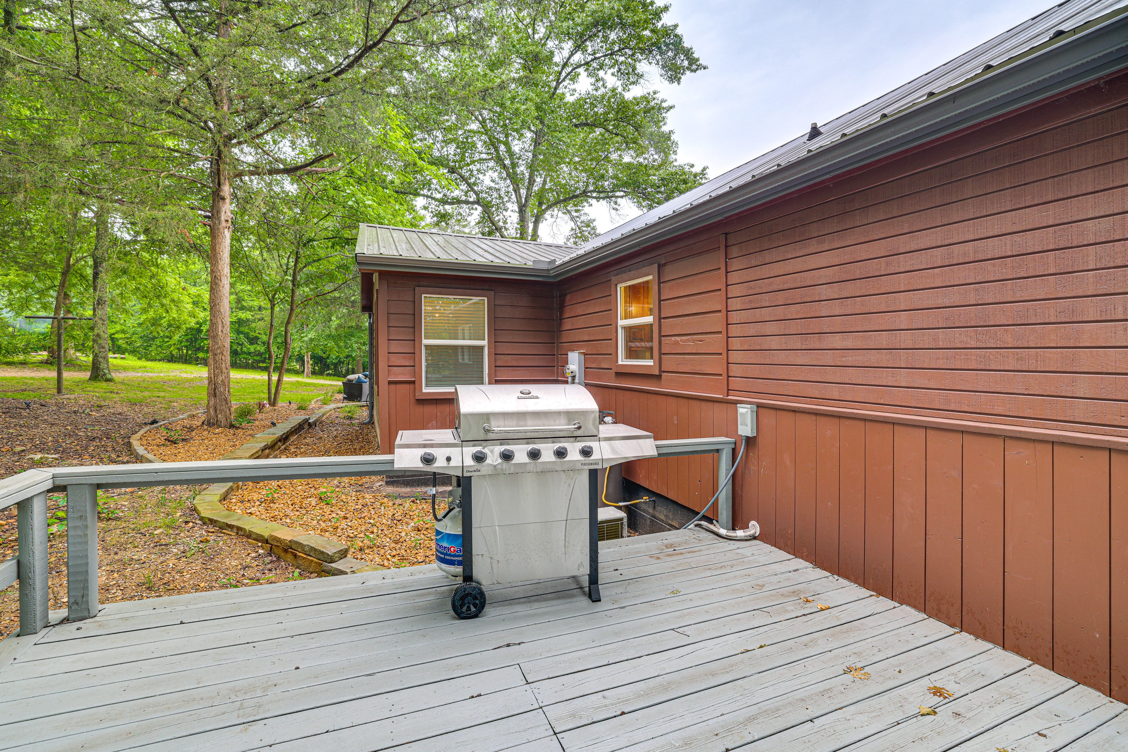 Deck | Gas Grill