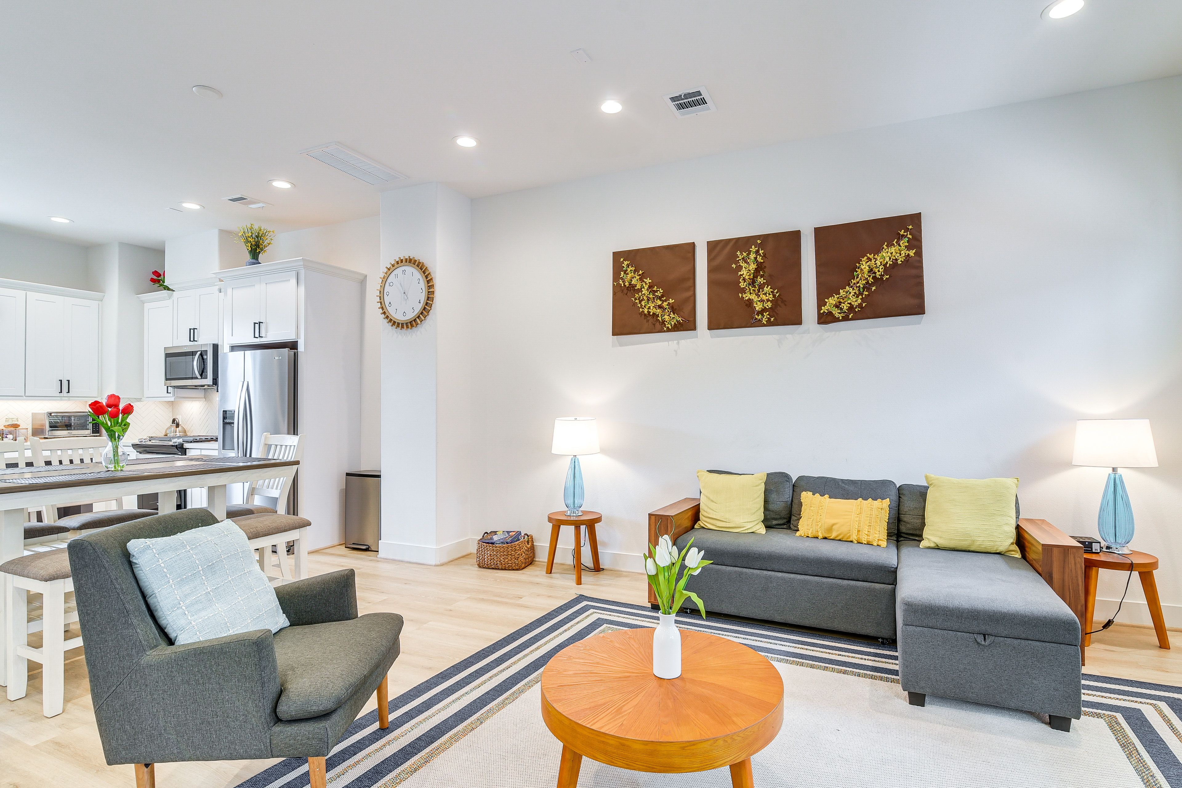 Houston Vacation Rental | 3BR | 3.5BA | 1,760 Sq Ft | Step-Free Entry