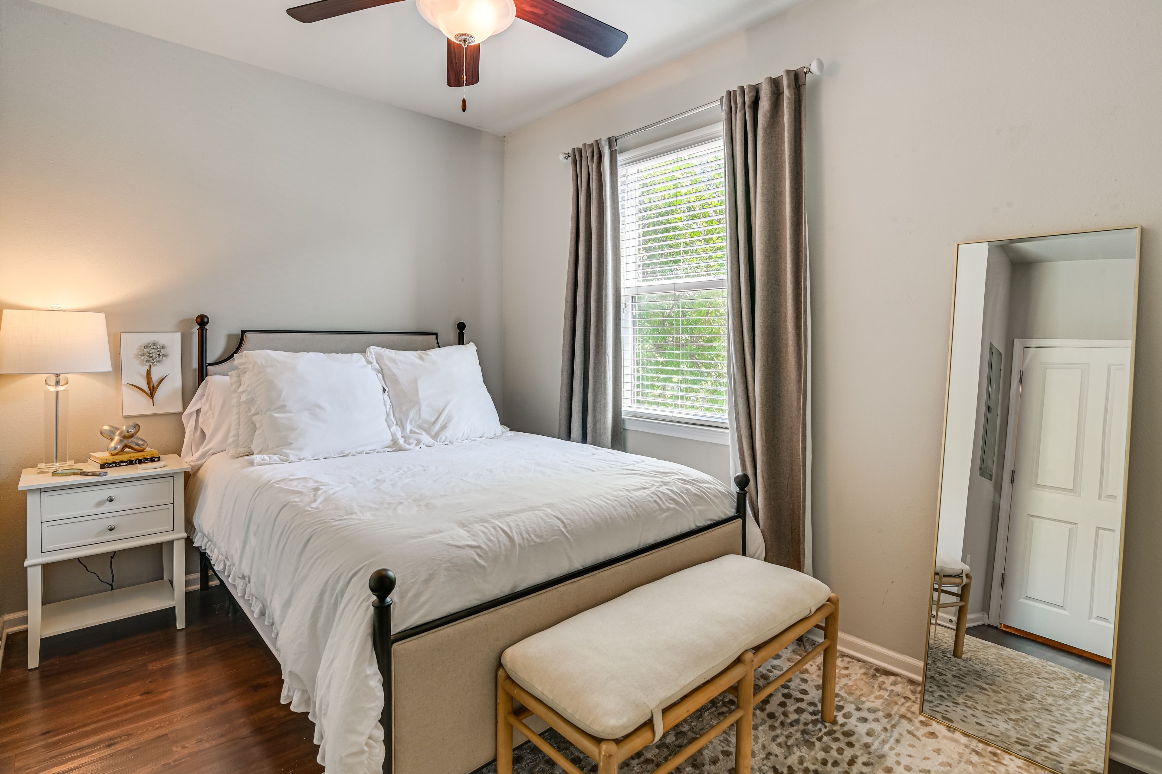 Bedroom 1 | Queen Bed | Linens Provided