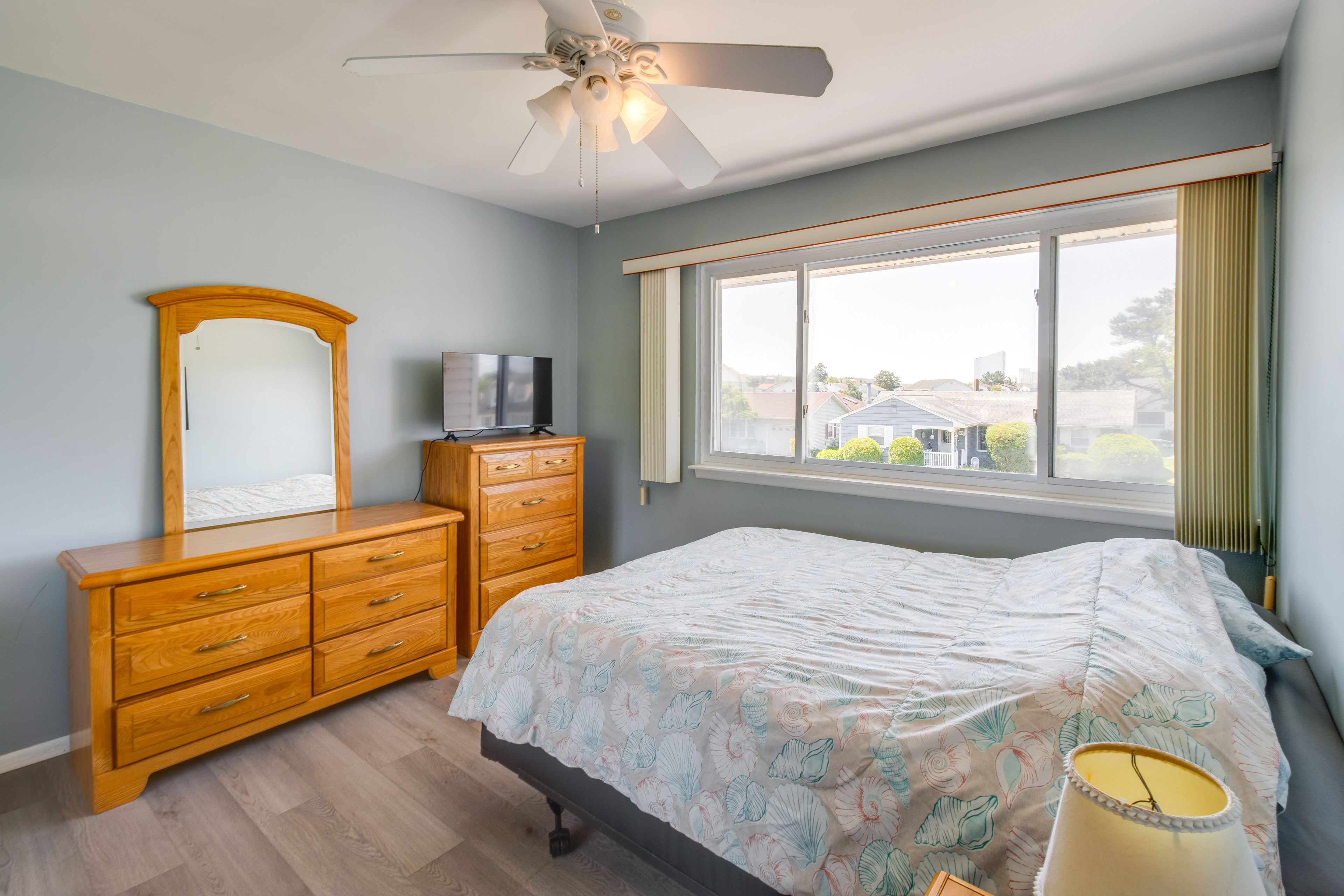 Bedroom 2 | Queen Bed | 2nd Floor | Linens Provided