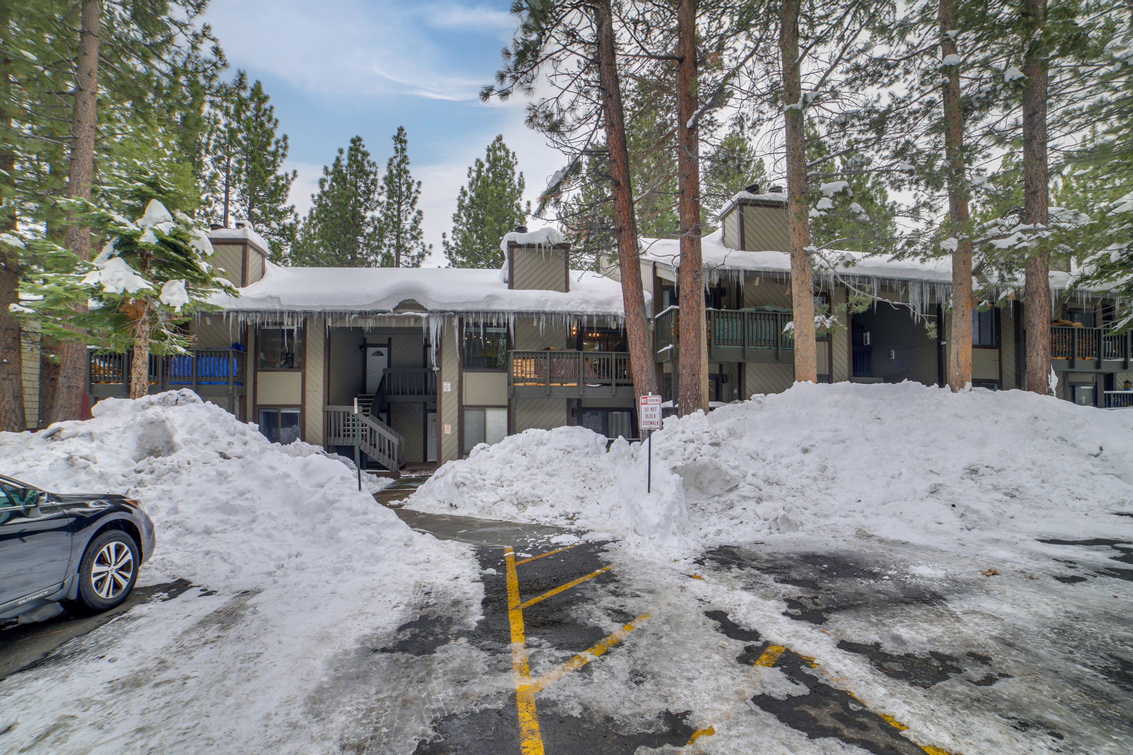 Parking | Community Lot (2 Vehicles)