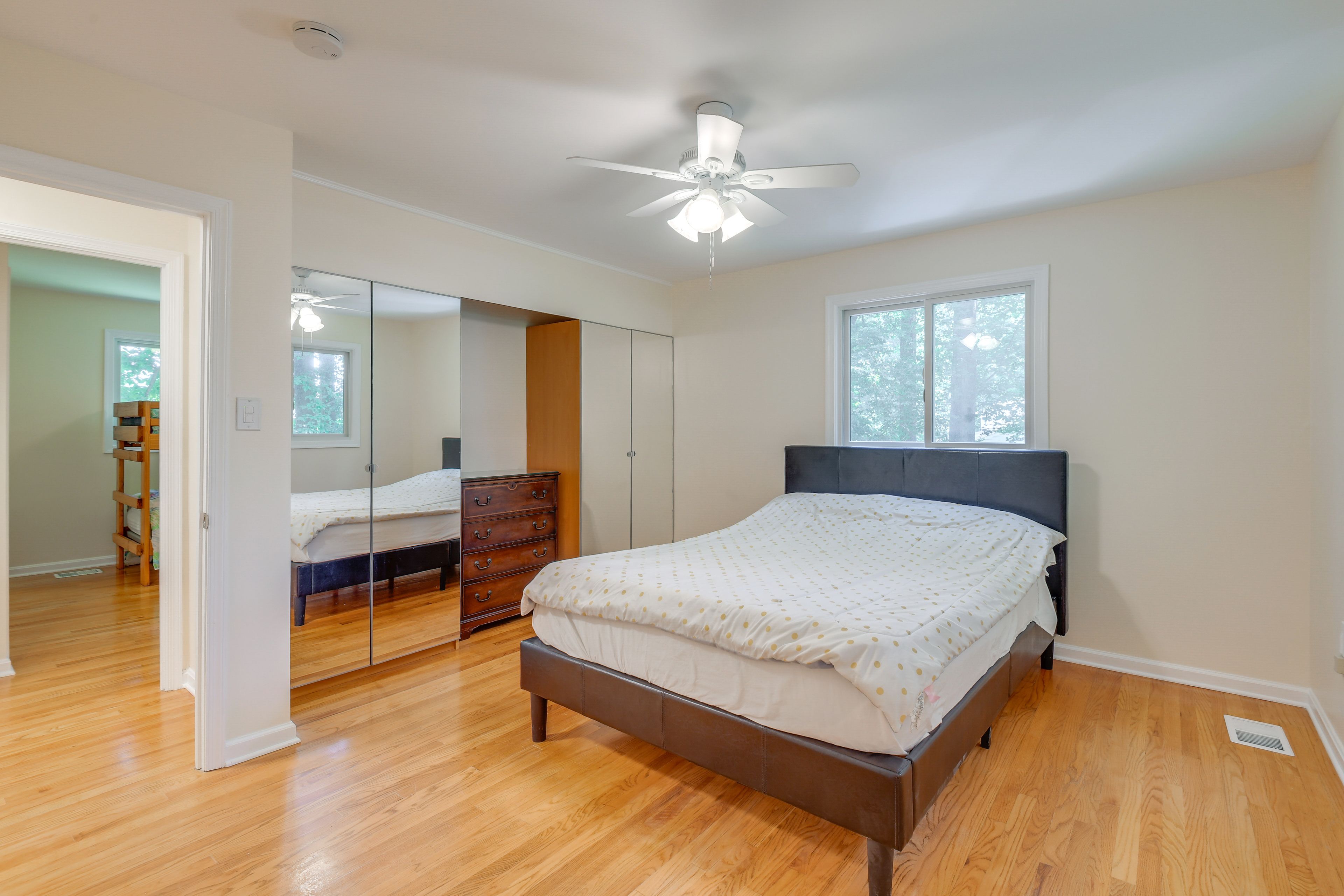 Bedroom 1 | Queen Bed | Linens Provided