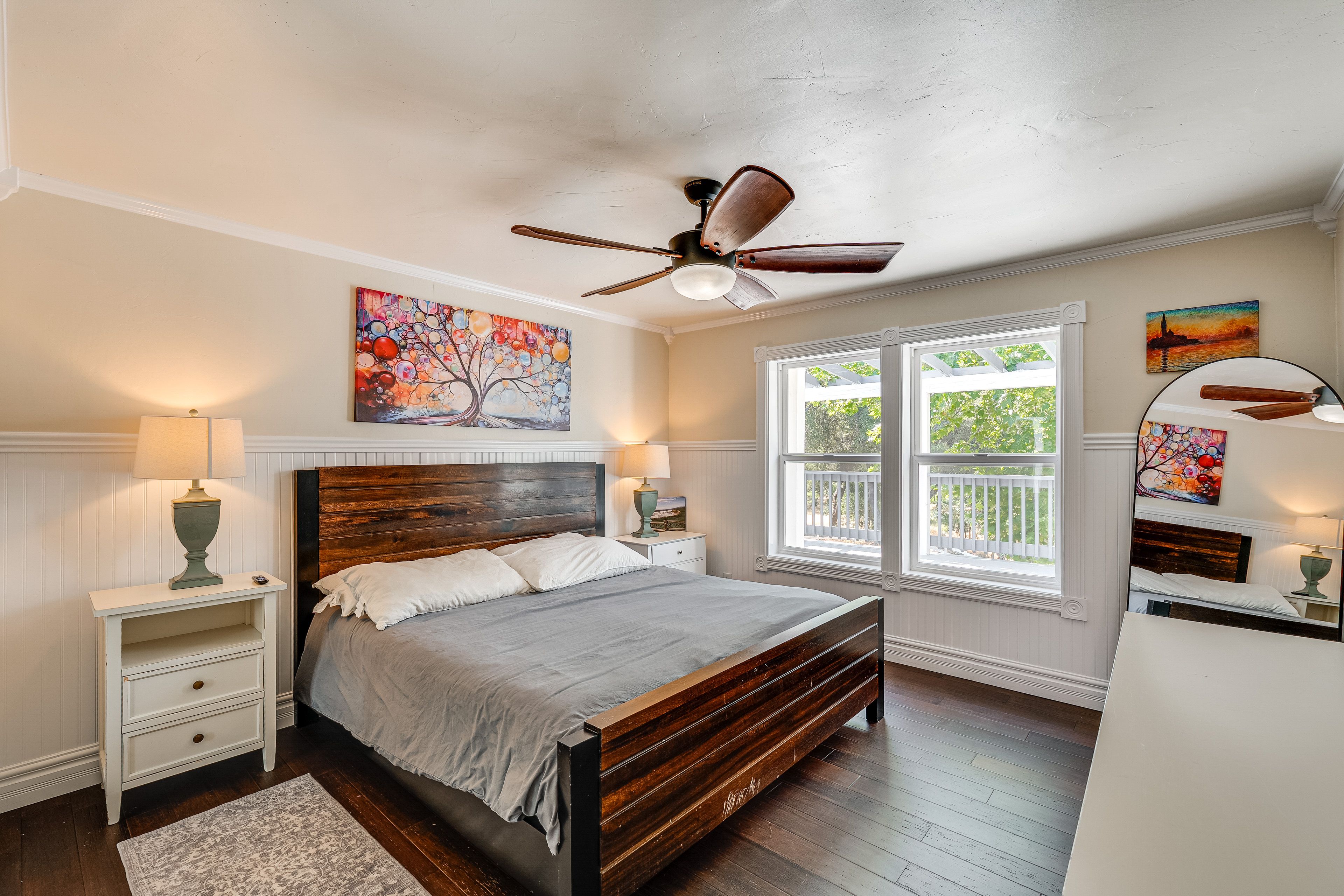 Bedroom 1 | King Bed | Smart TV