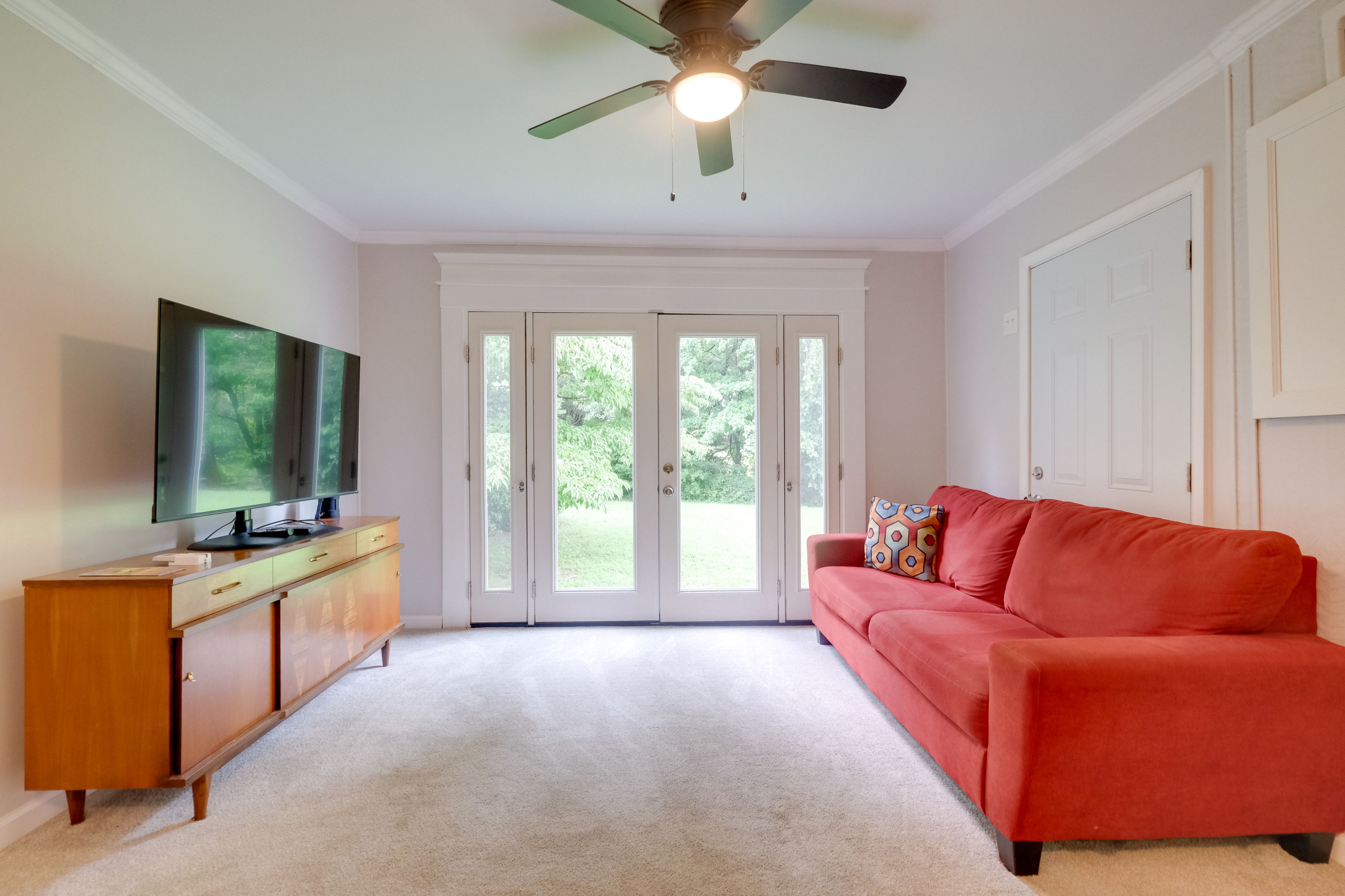 Studio | Queen Sleeper Sofa | Lower Level | Free WiFi