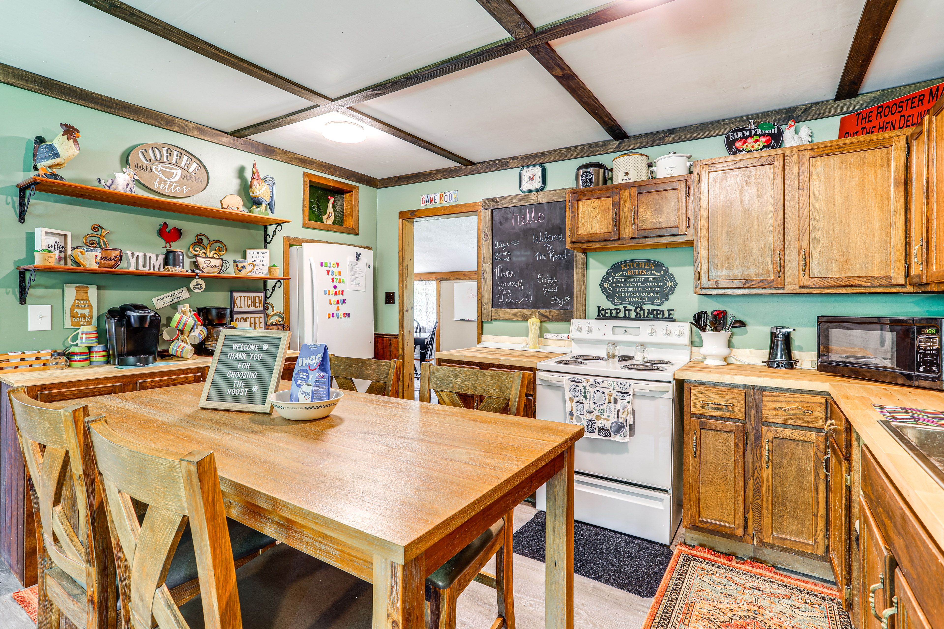 Dining Room | Dishware & Flatware