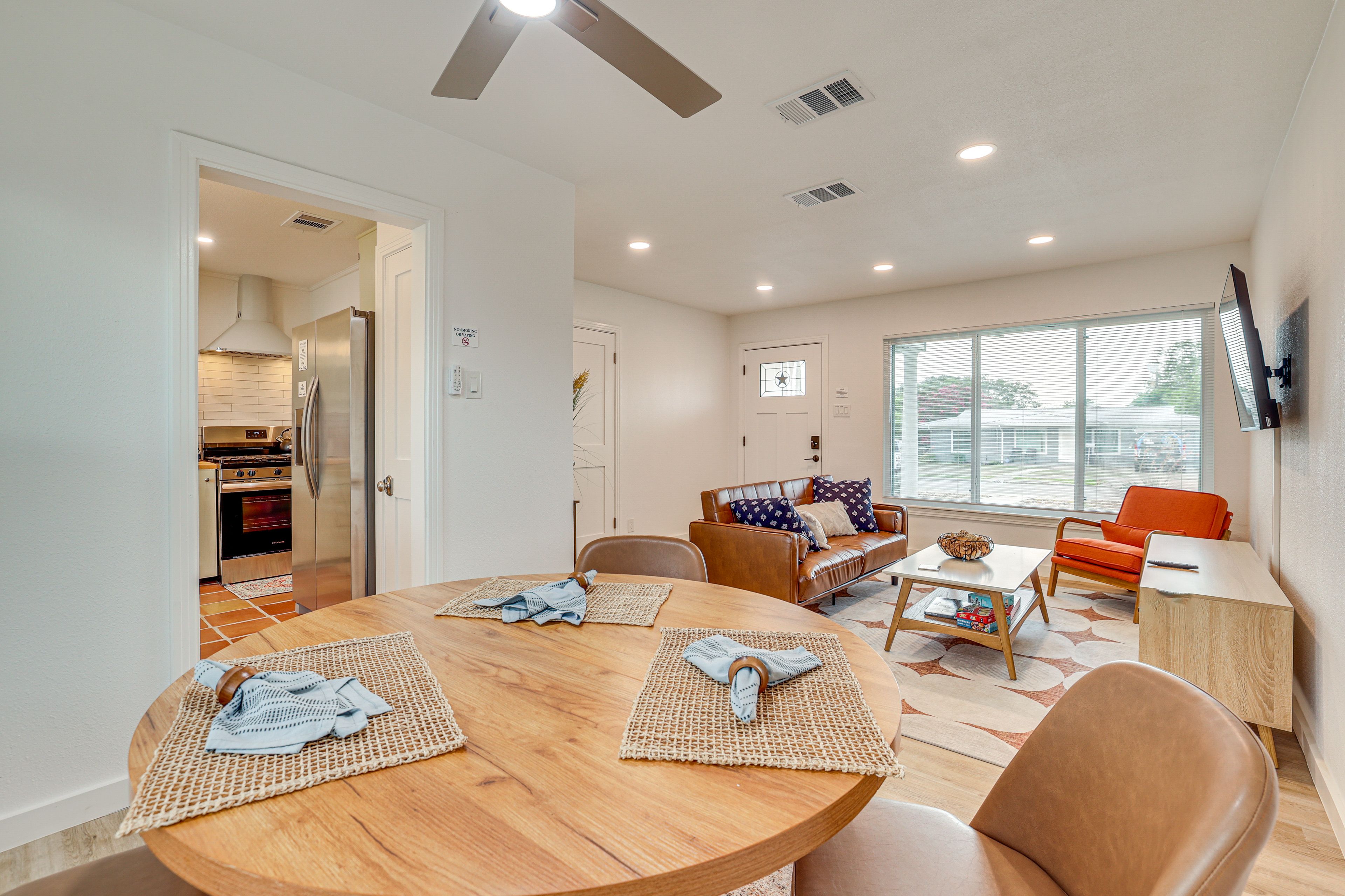Dining Area | Dishware & Flatware