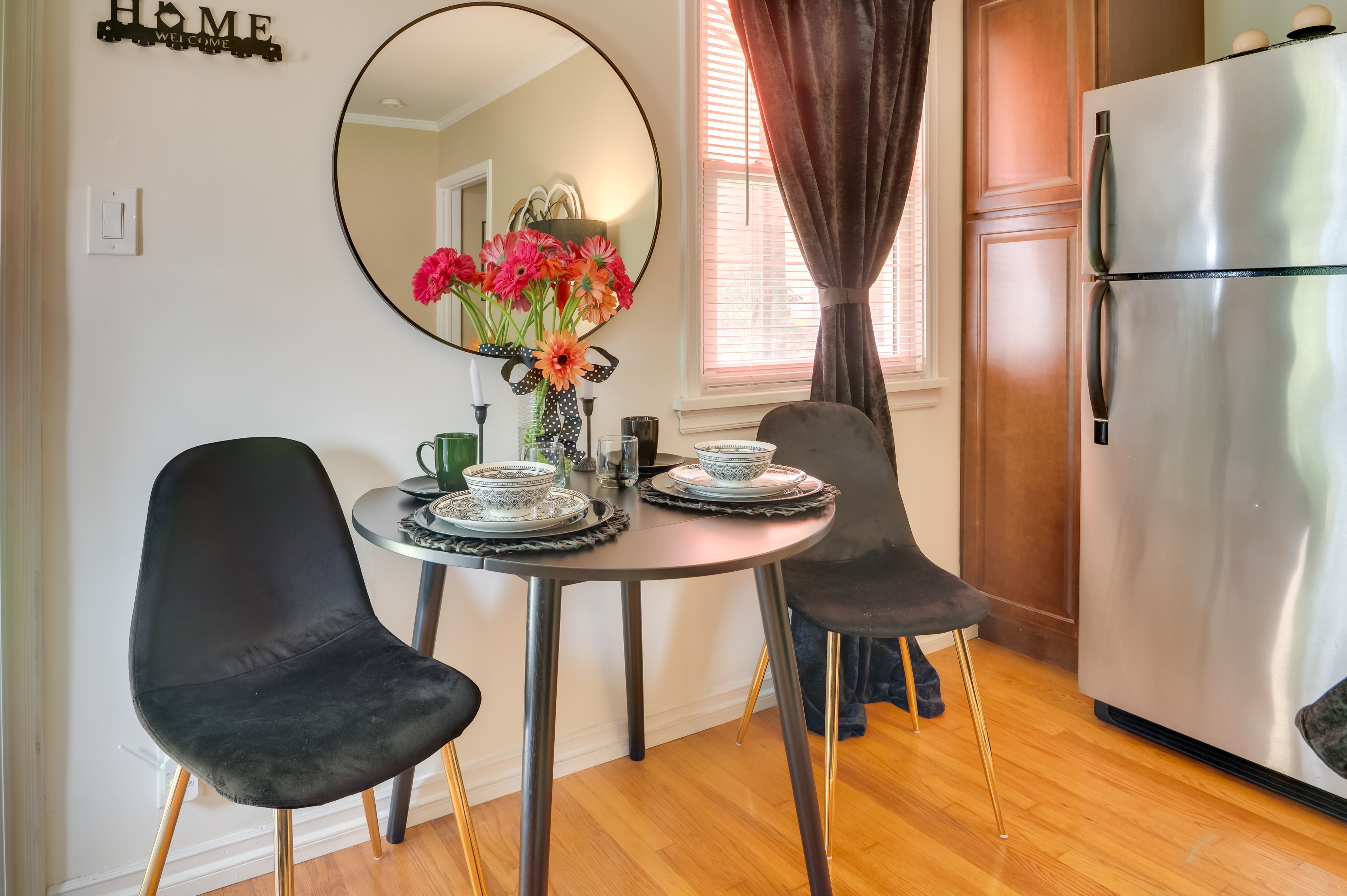 Dining Area | Dishware & Flatware | Free WiFi