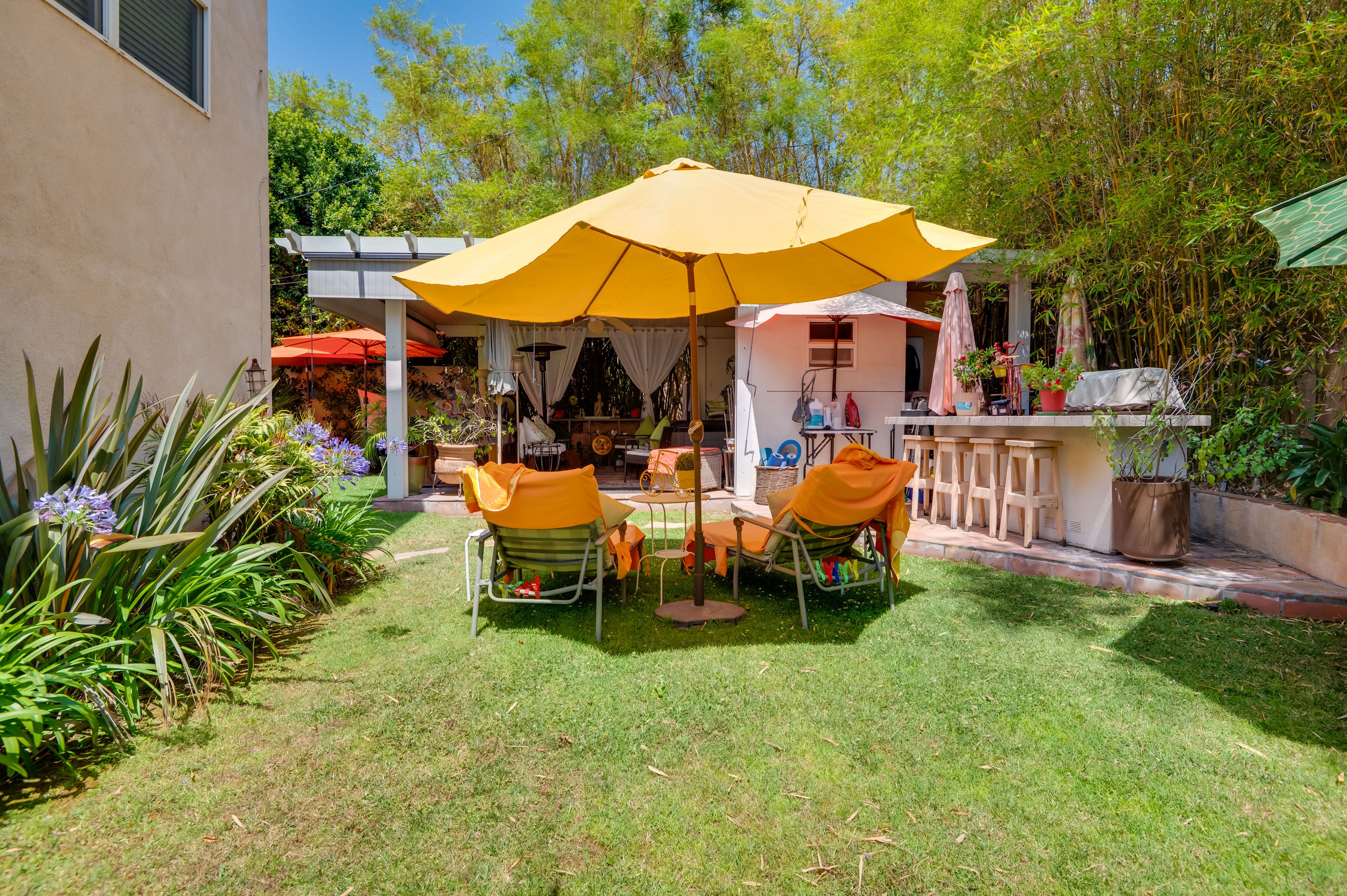 Backyard | Lounge Chairs | Bar Seating | Hammock