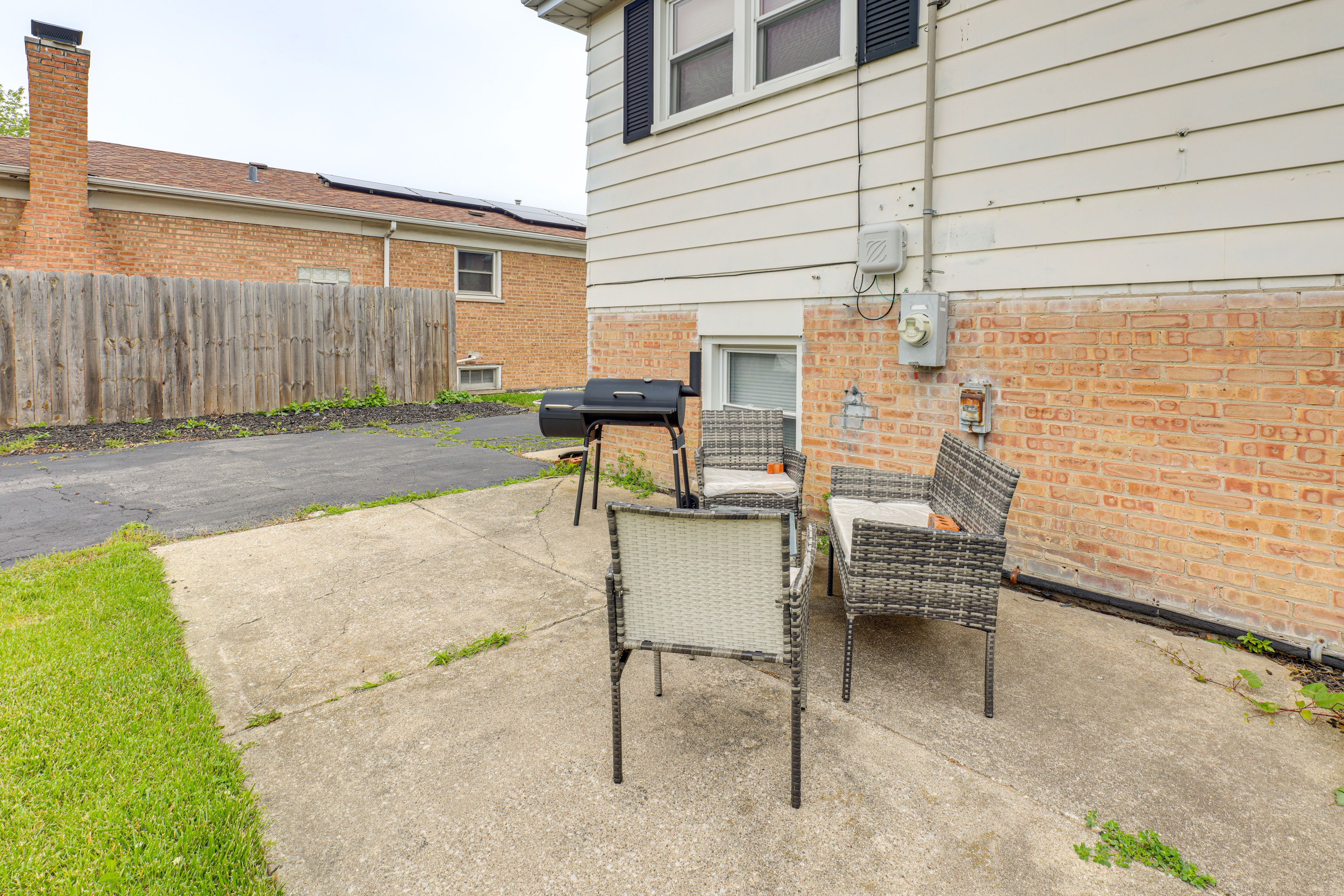 Patio | Charcoal Grill