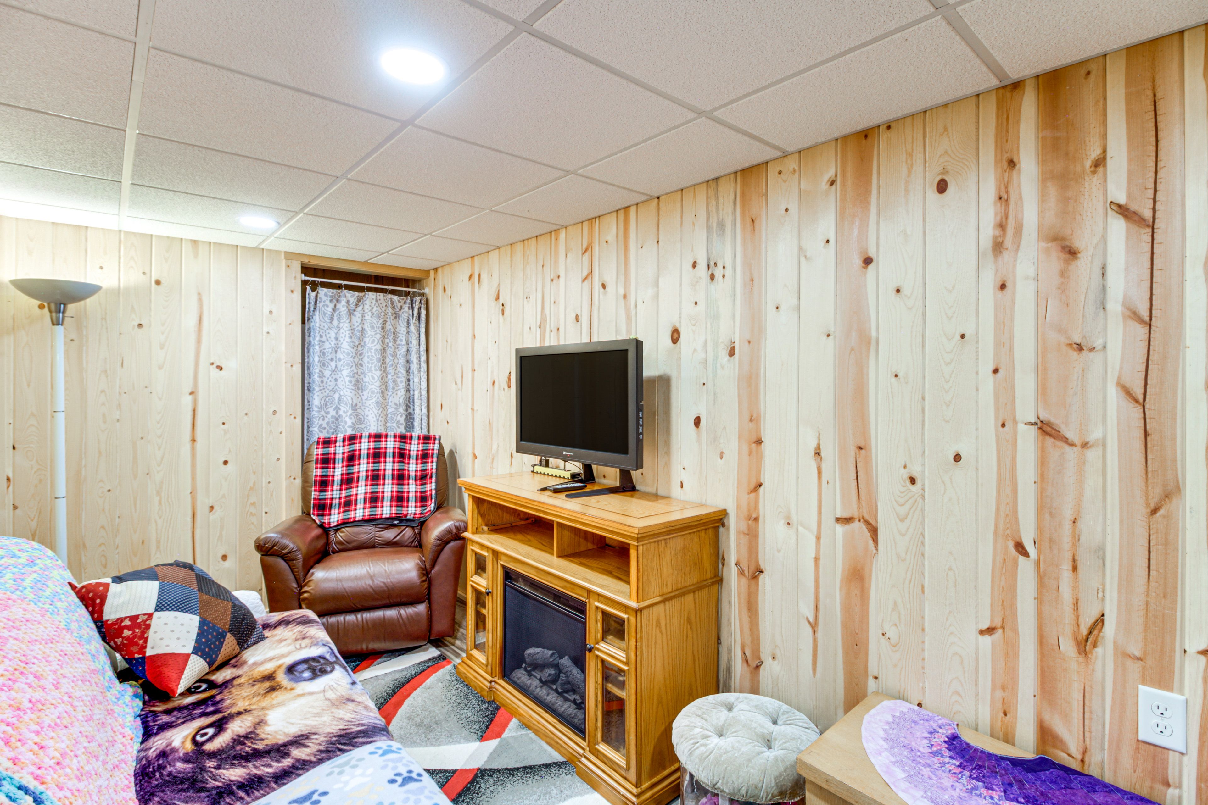 Den | Lower Level