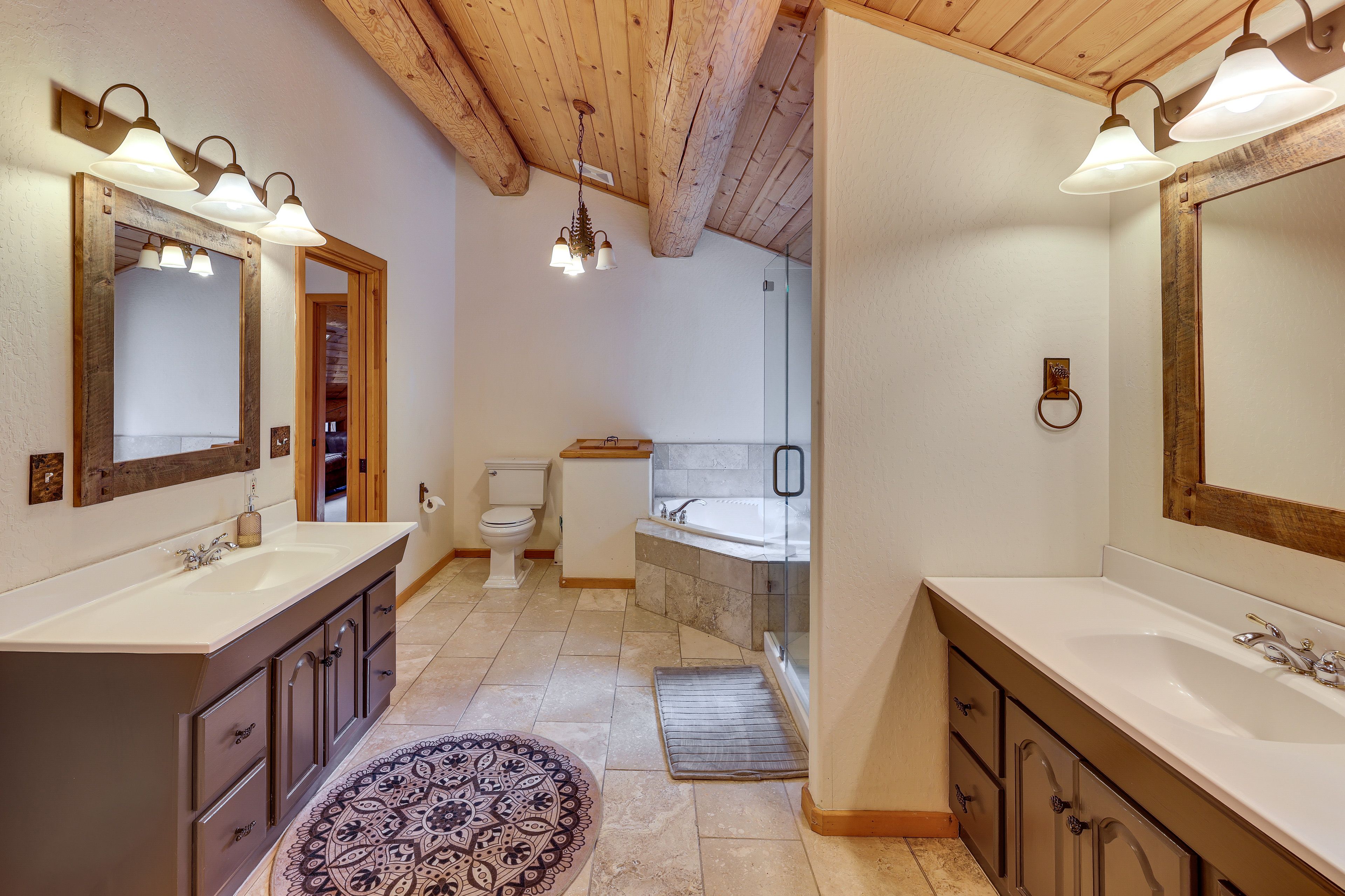 En-Suite Bathroom | Shower | Upper Level