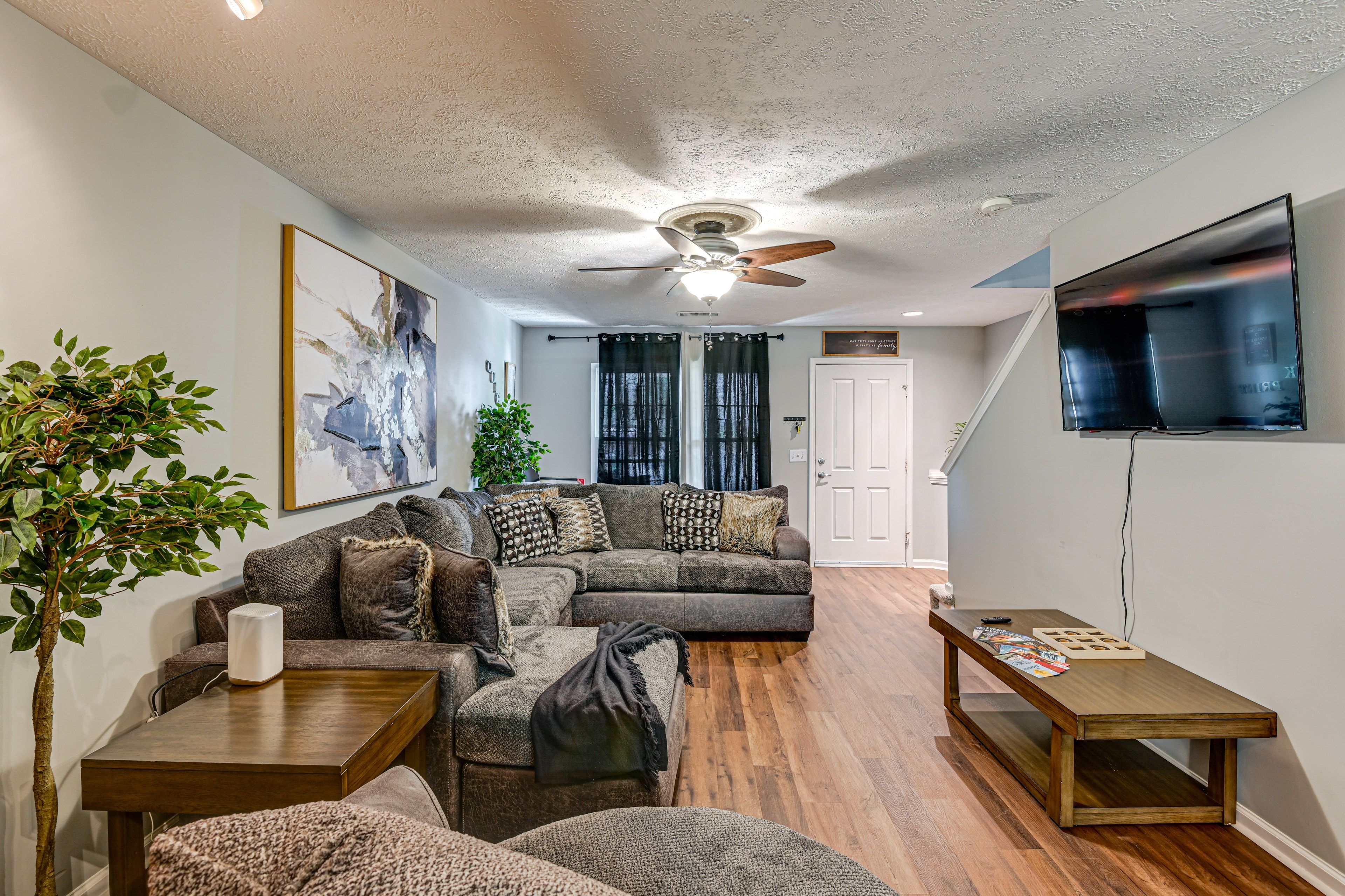Living Room | 1st Floor | Smart TV | Laptop-Friendly Workspace