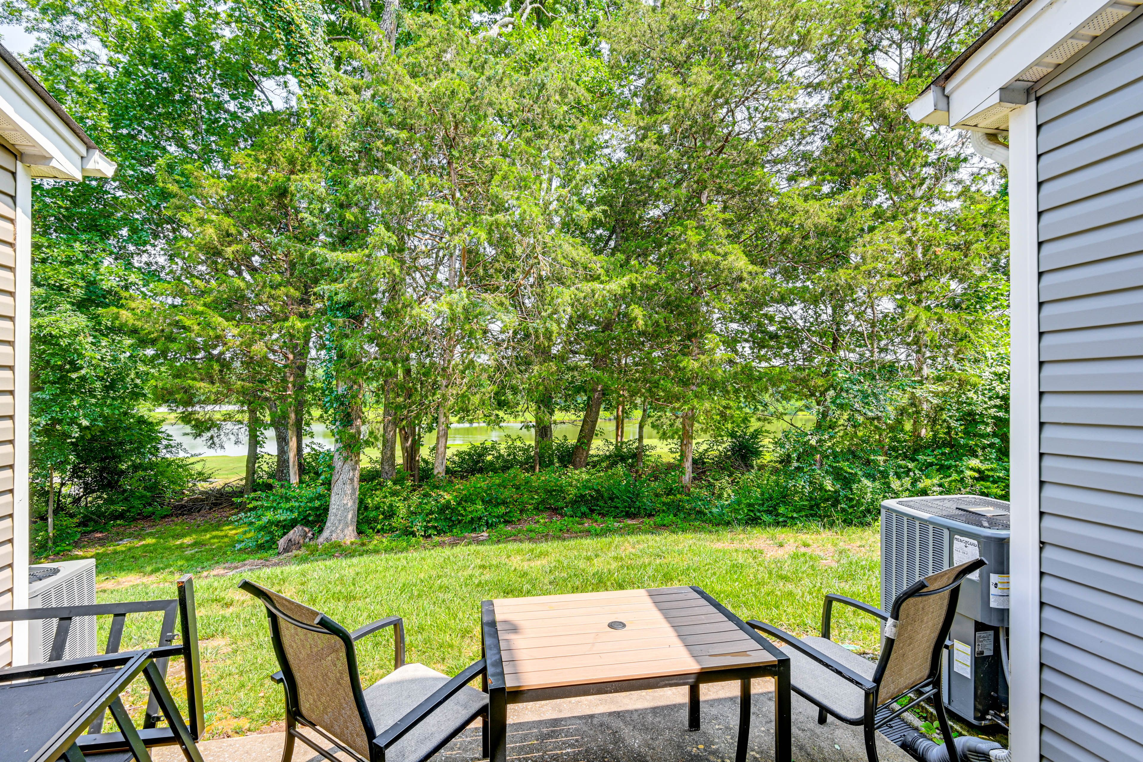 Patio | Dining Table