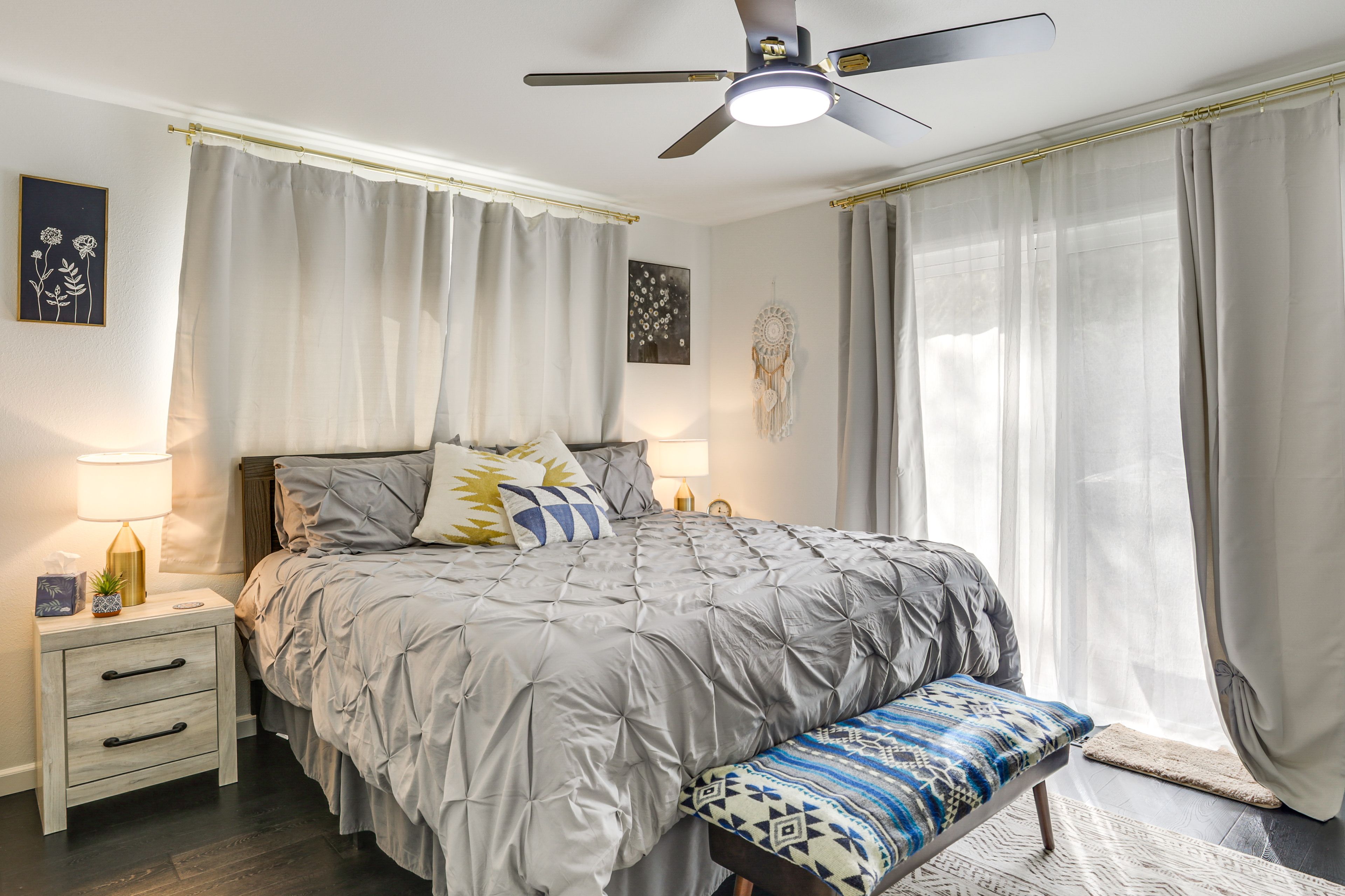 Bedroom 1 | King Bed | Linens