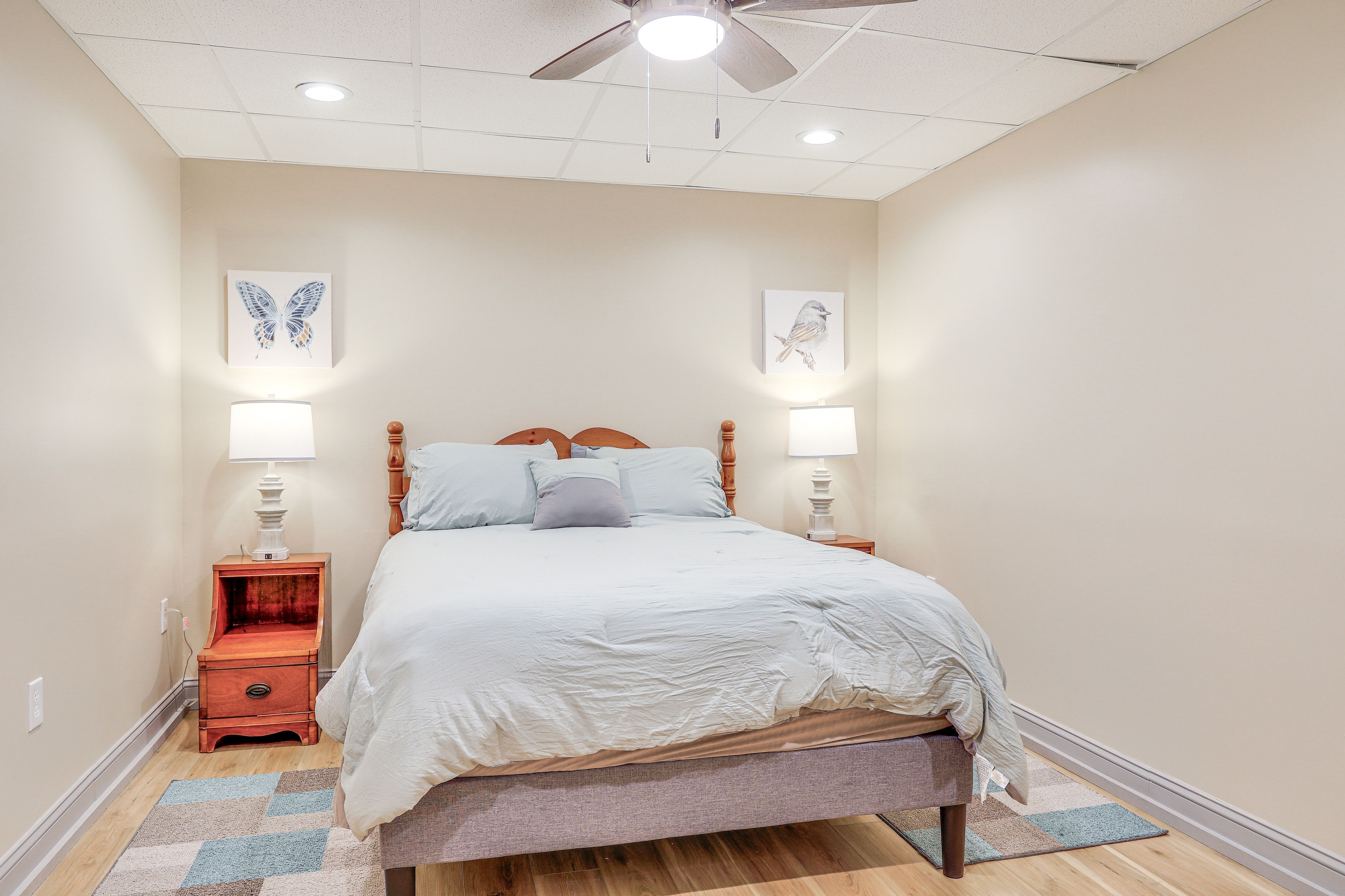 Bonus Room | Queen Bed