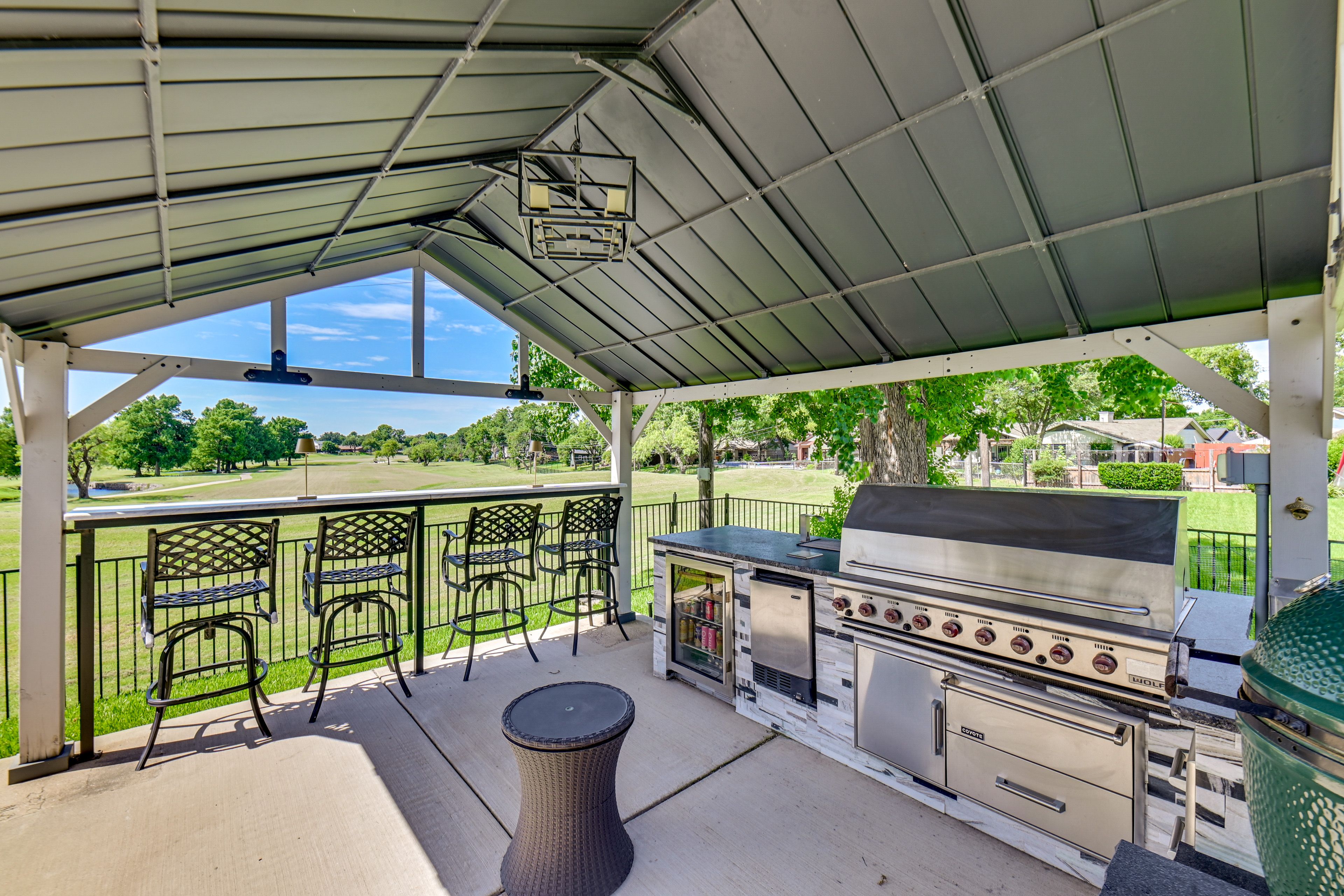 Outdoor Kitchen | Gas Grill