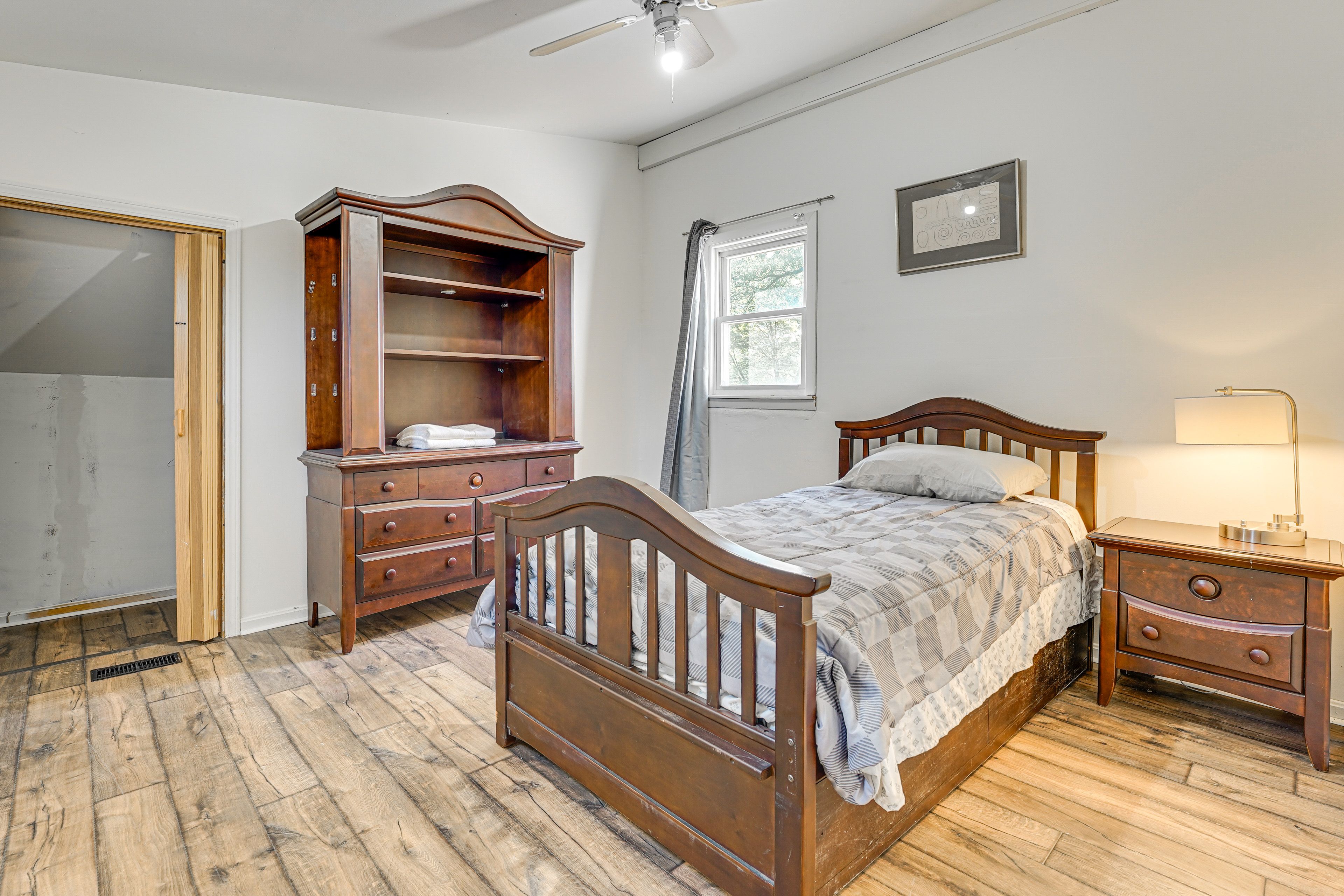 Bedroom 5 | 2nd Floor | Twin Bed w/ Twin Trundle