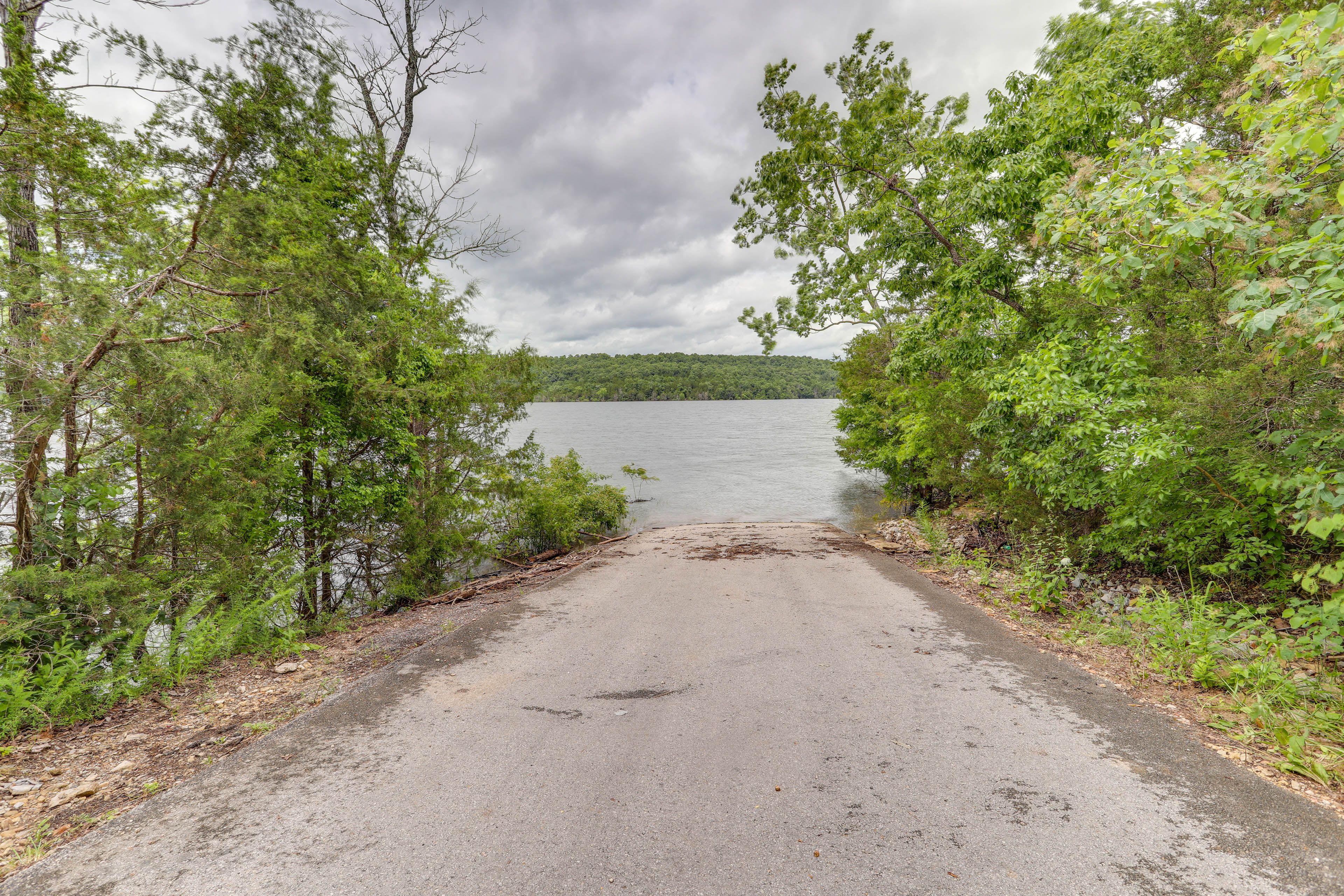 Lake Access