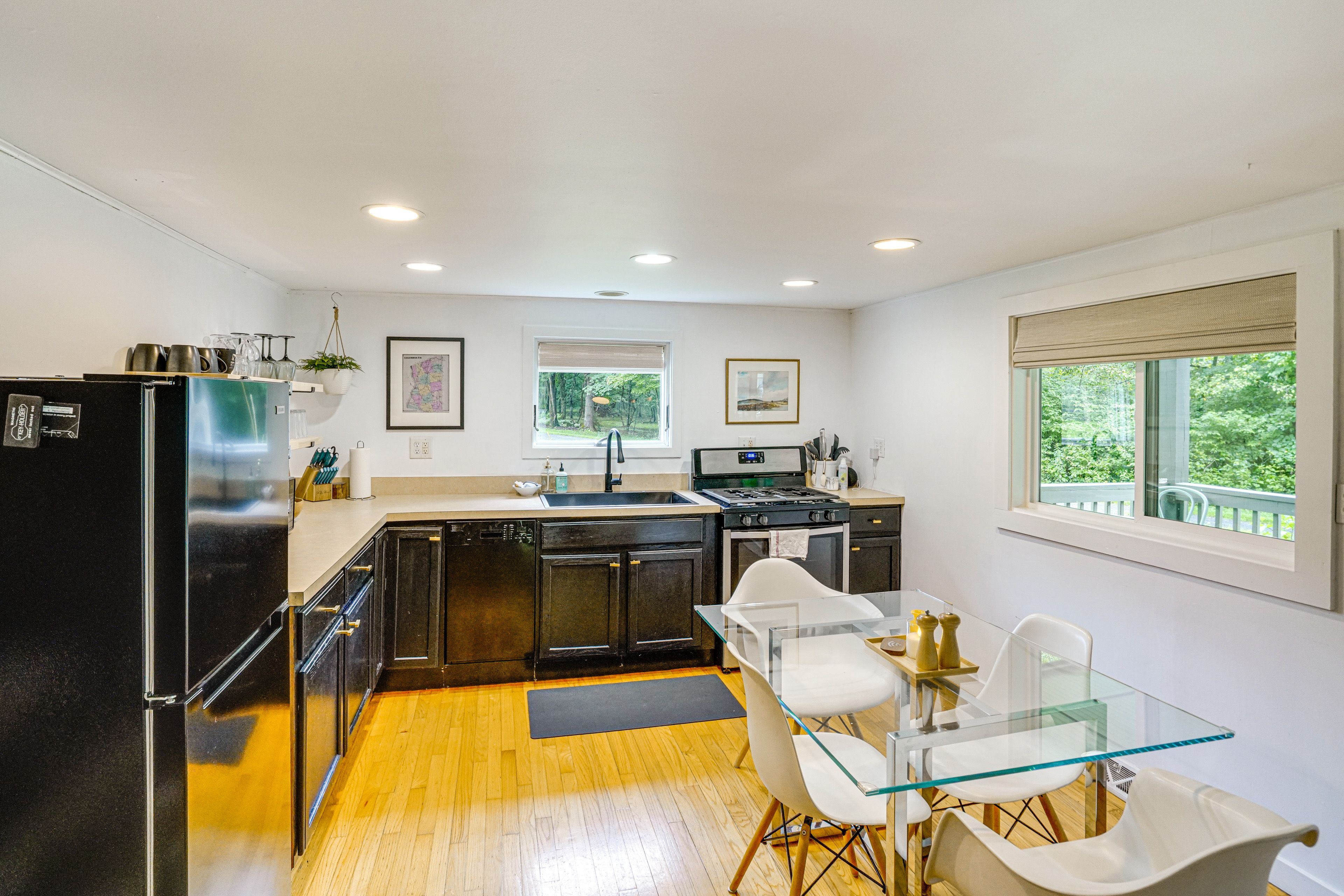 Kitchen | Dining Area | Dishware & Flatware | Main Level