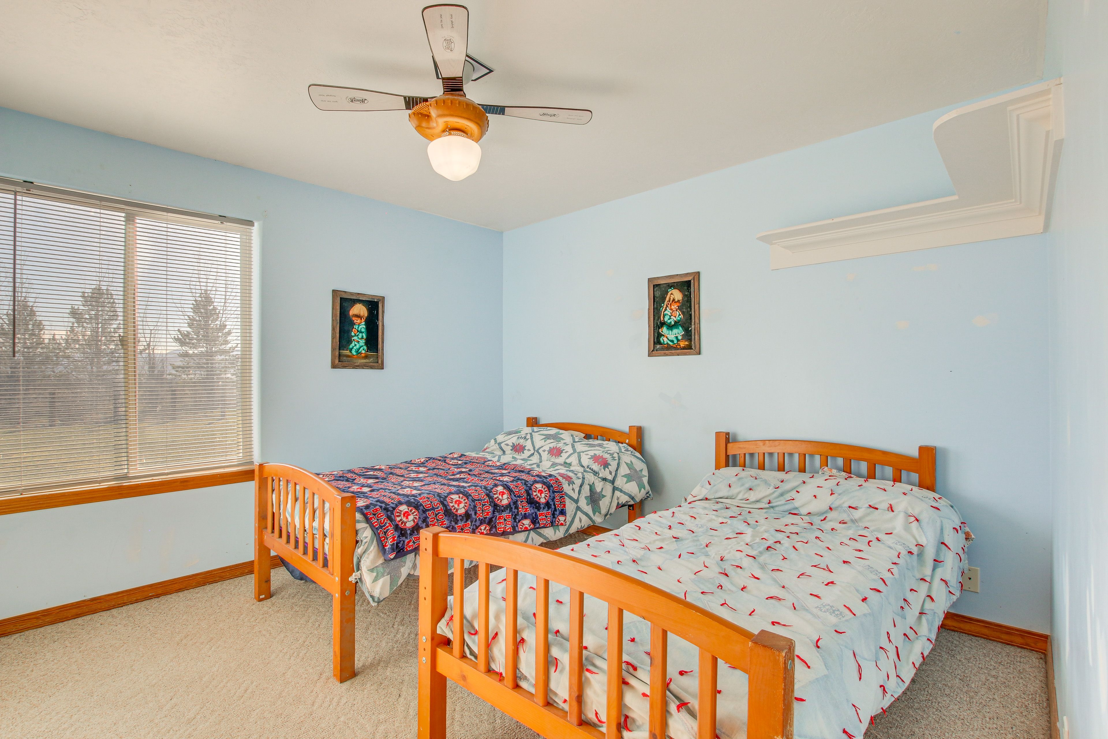 Bedroom 2 | 2 Twin Beds