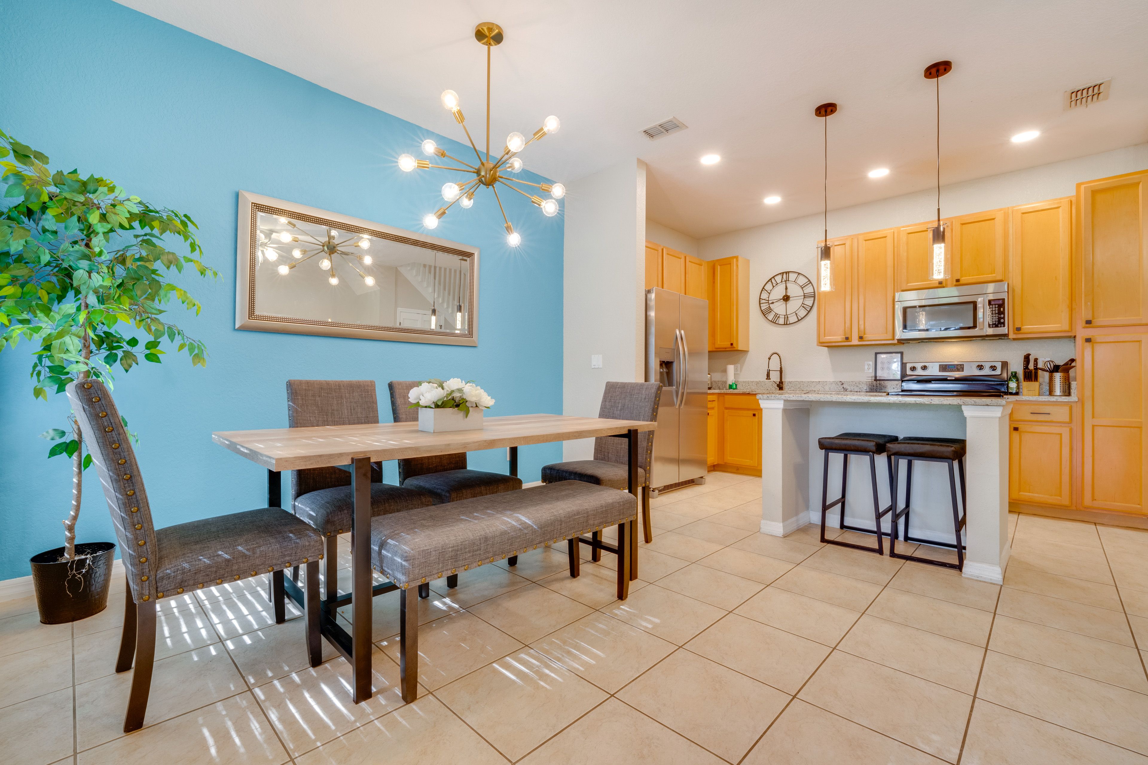 Dining Area | 1st Floor