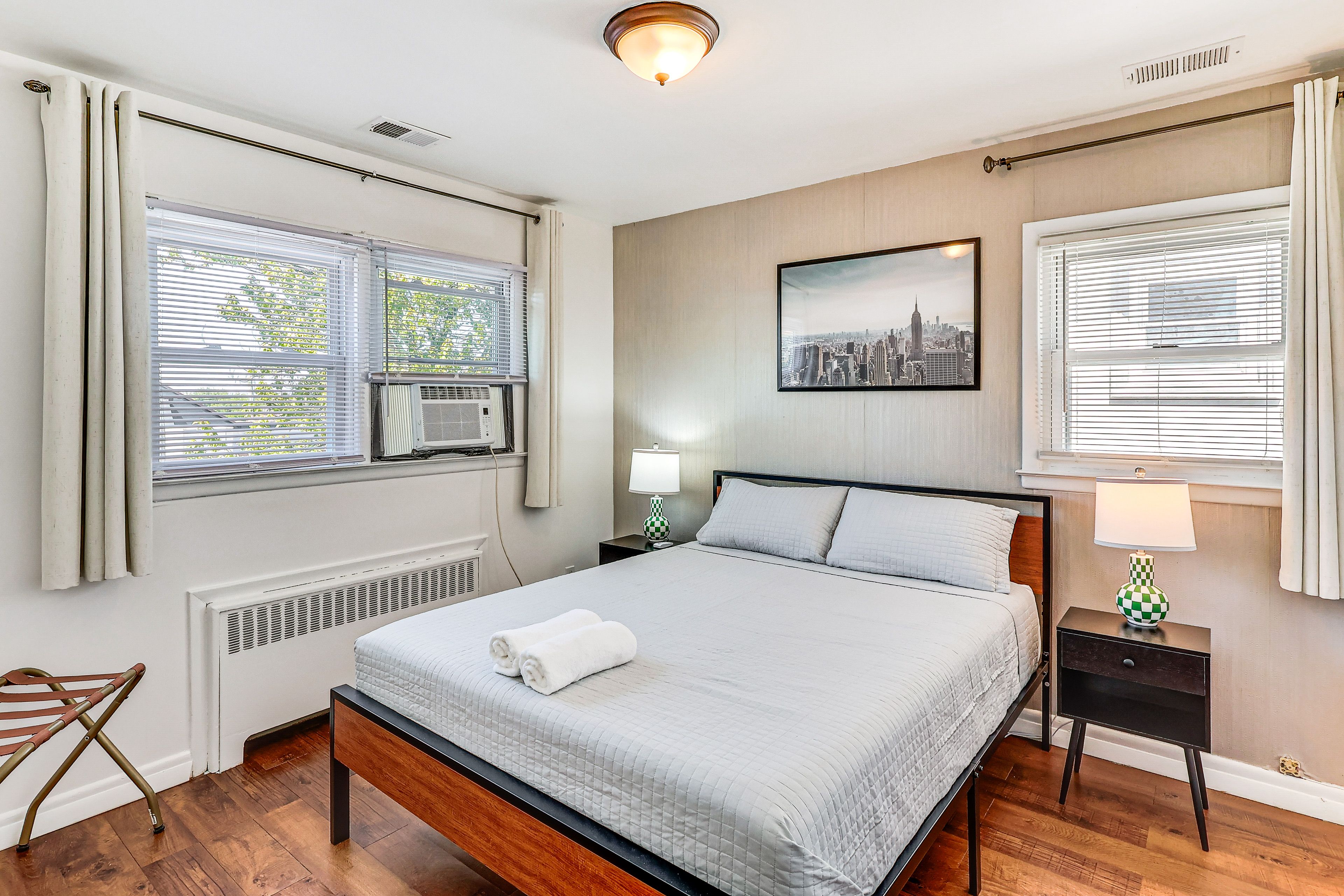 Bedroom 2 | Queen Bed | Upper Level