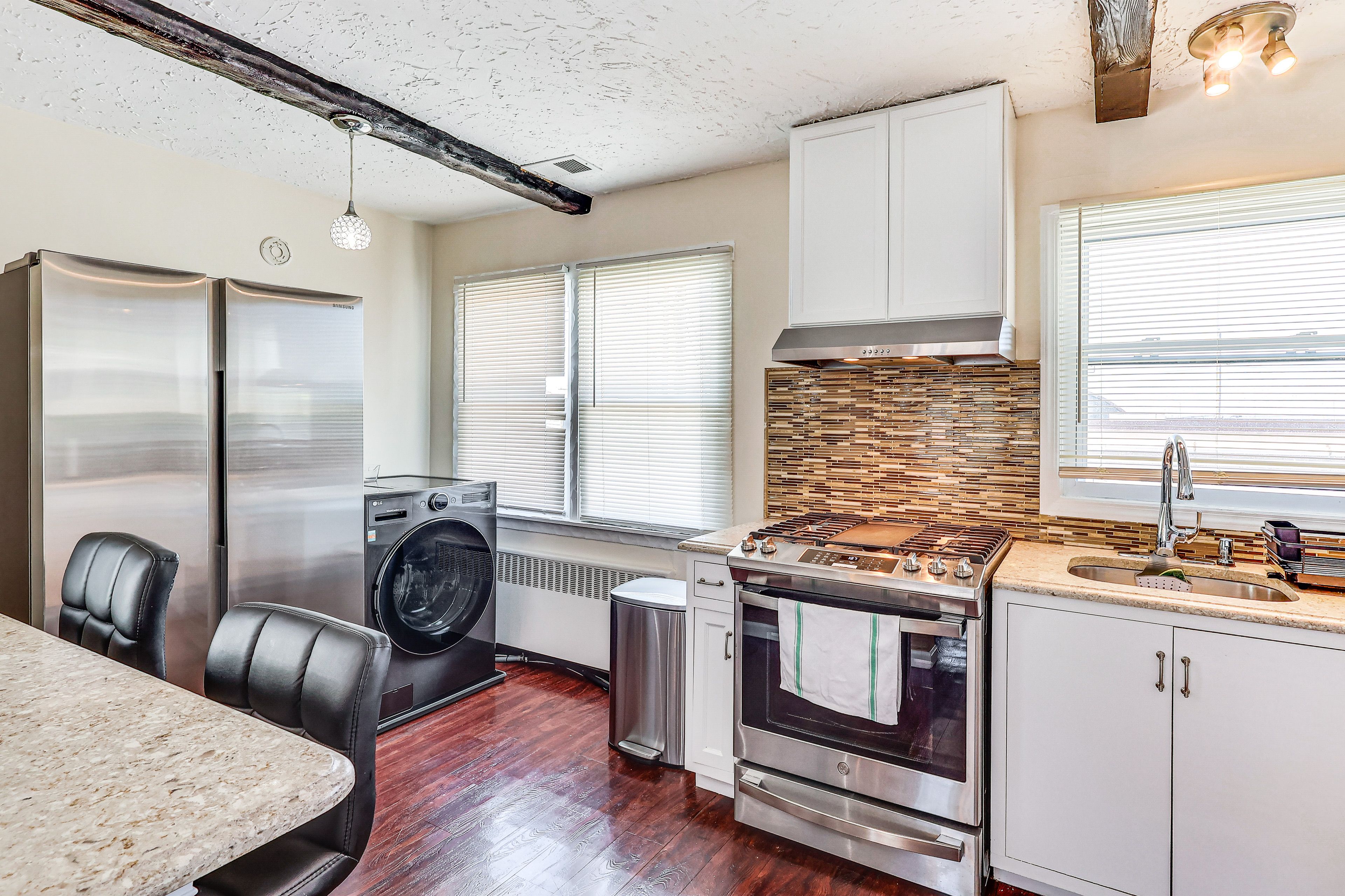 Kitchen | Toaster | Trash Bags & Paper Towels | Lower Level