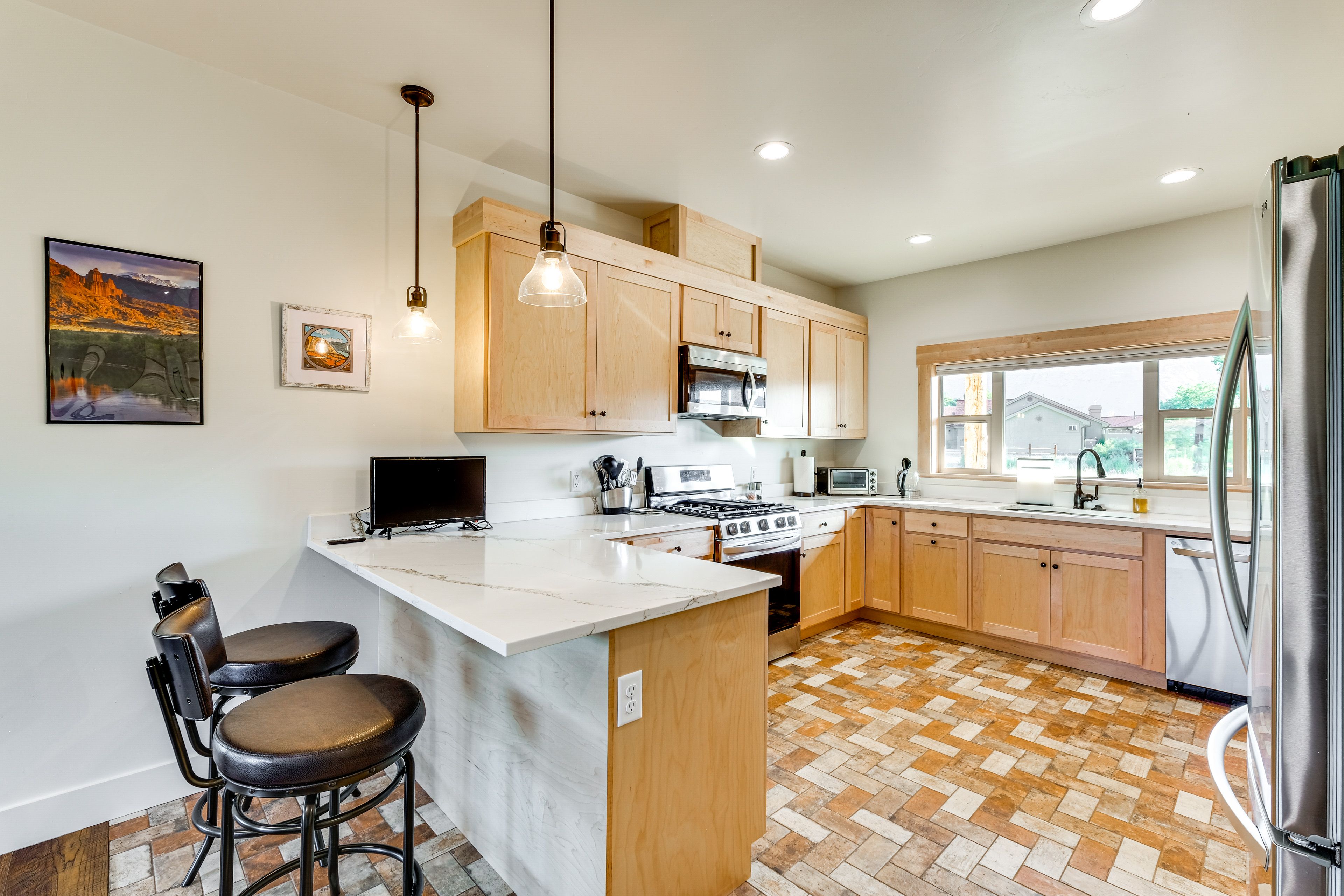 Kitchen | Dishwasher | Drip Coffee Maker