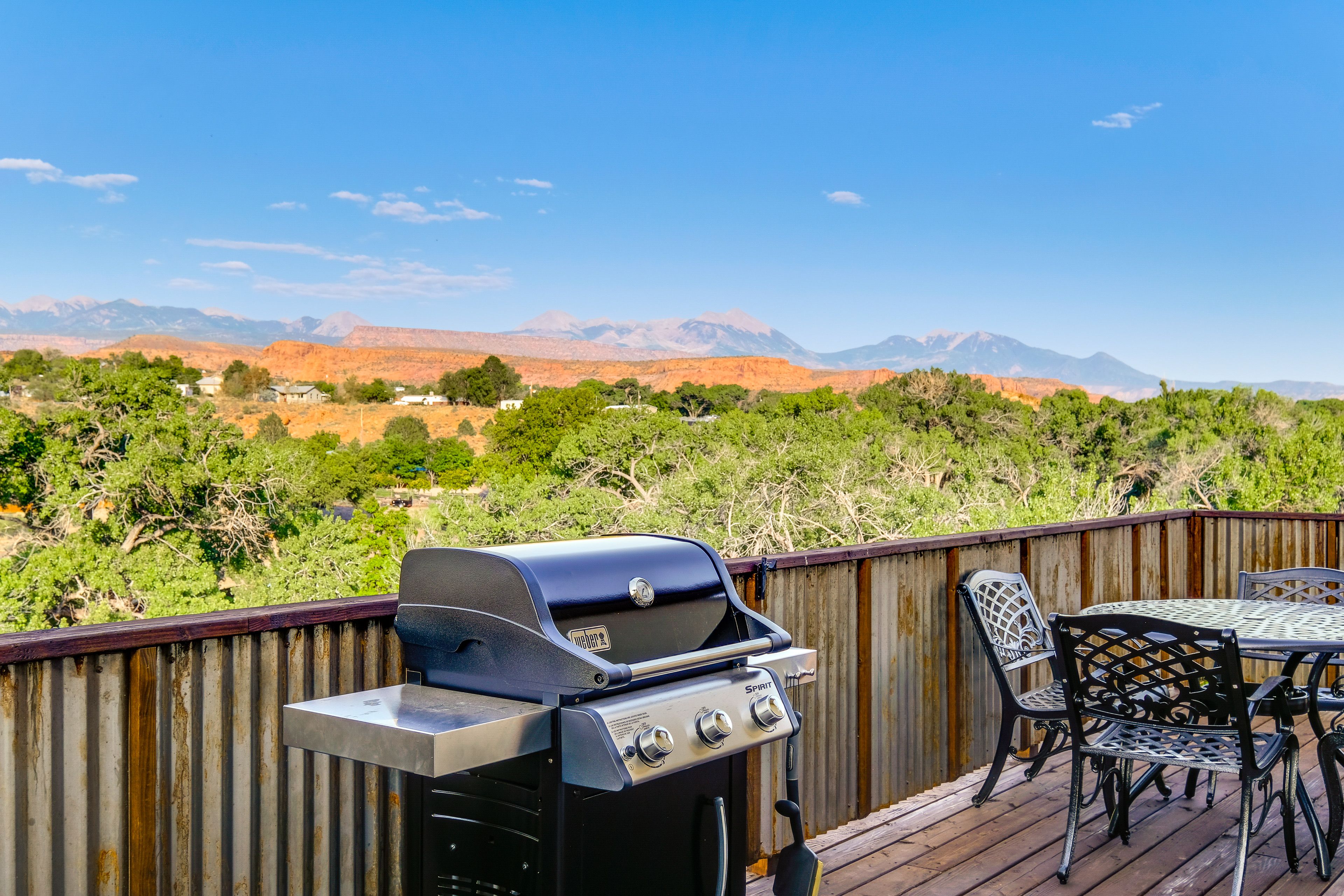 Furnished Deck | Mountain & Canyon Views