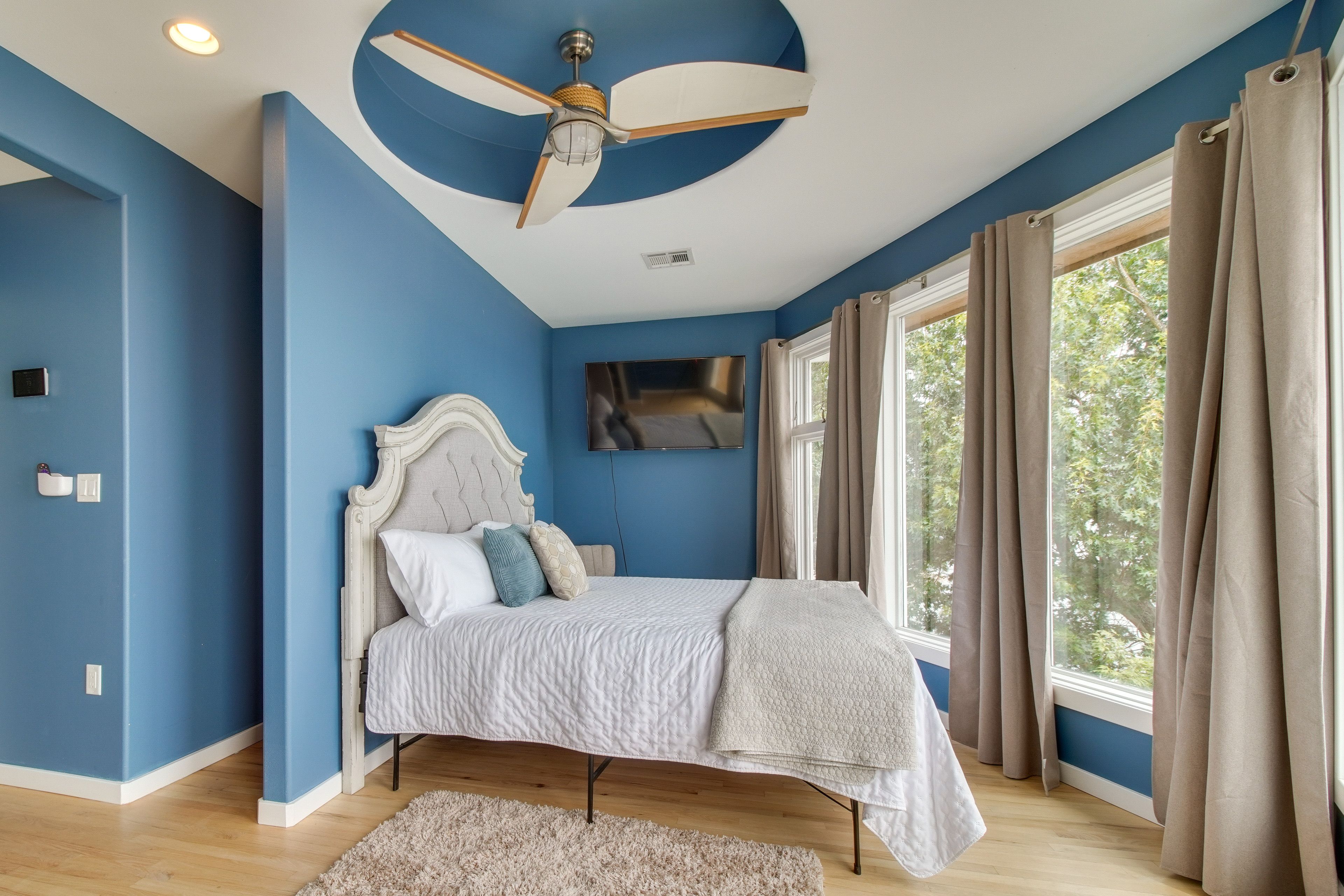 Bedroom 4 | Queen Bed | 2nd Floor