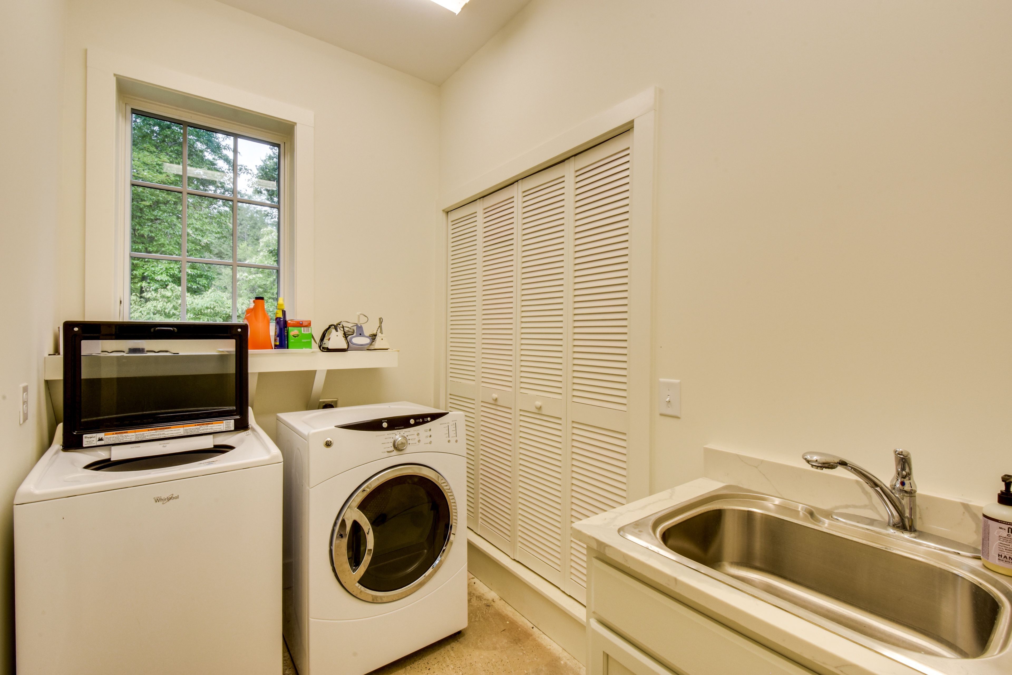 Laundry Room | 1st Floor