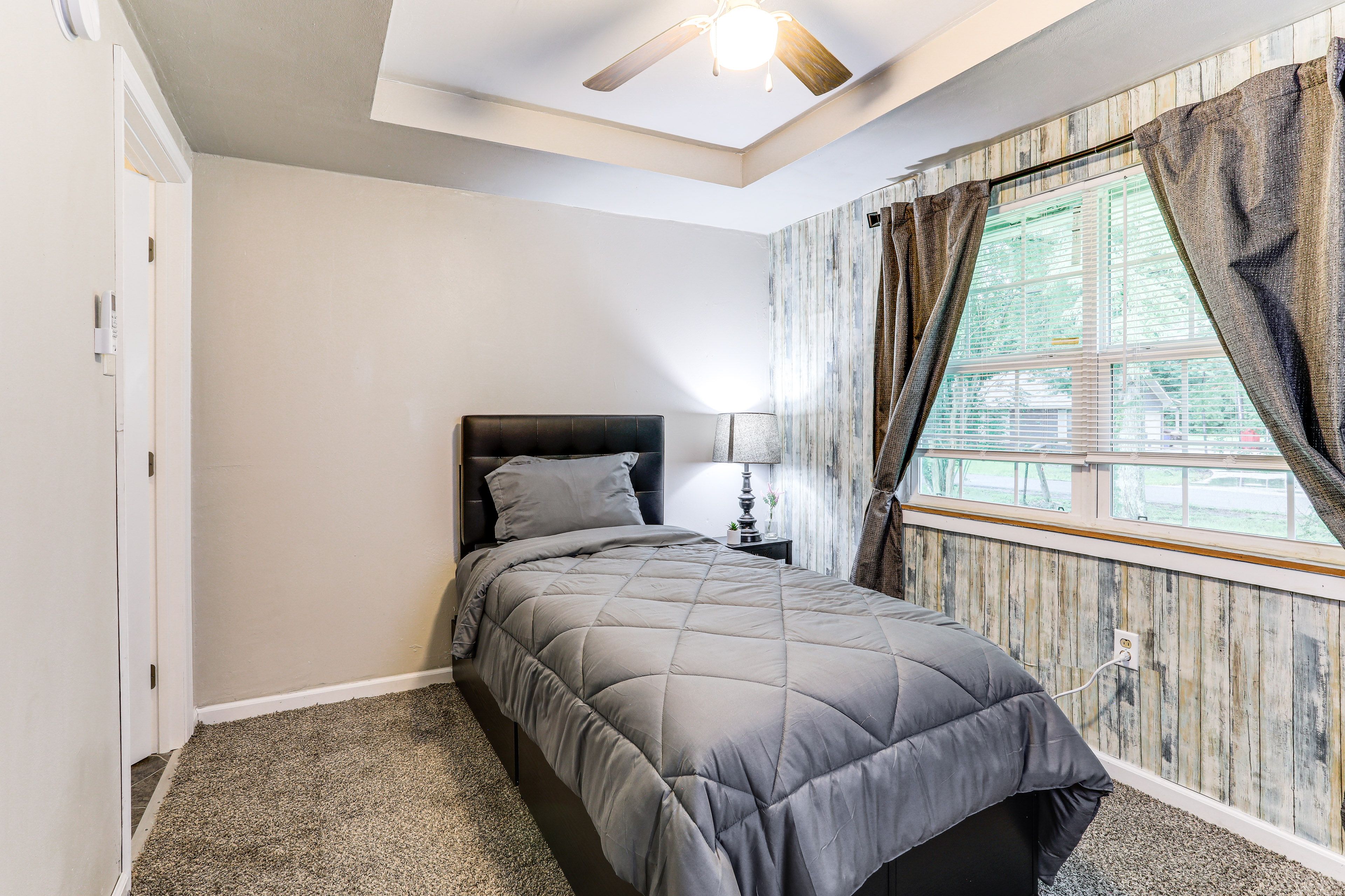Bedroom 1 | Twin Bed | Linens Provided