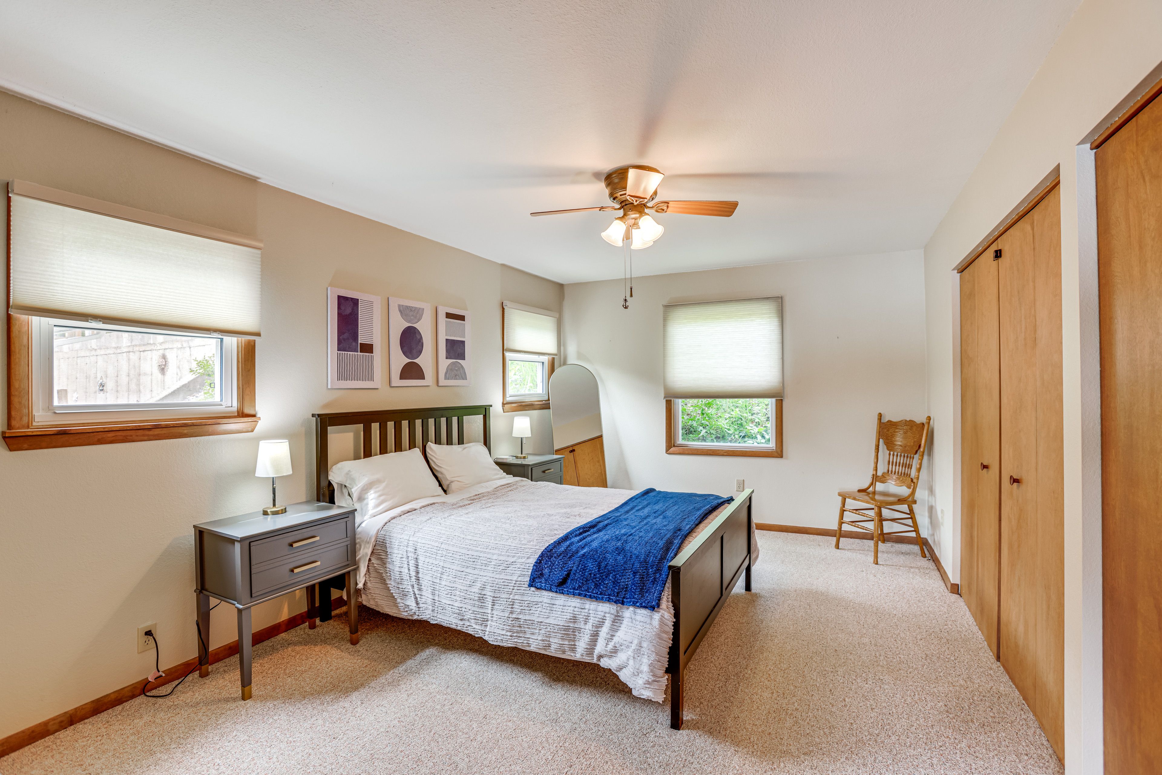 Bedroom 1 | Main Level | Queen Bed | Linens Provided