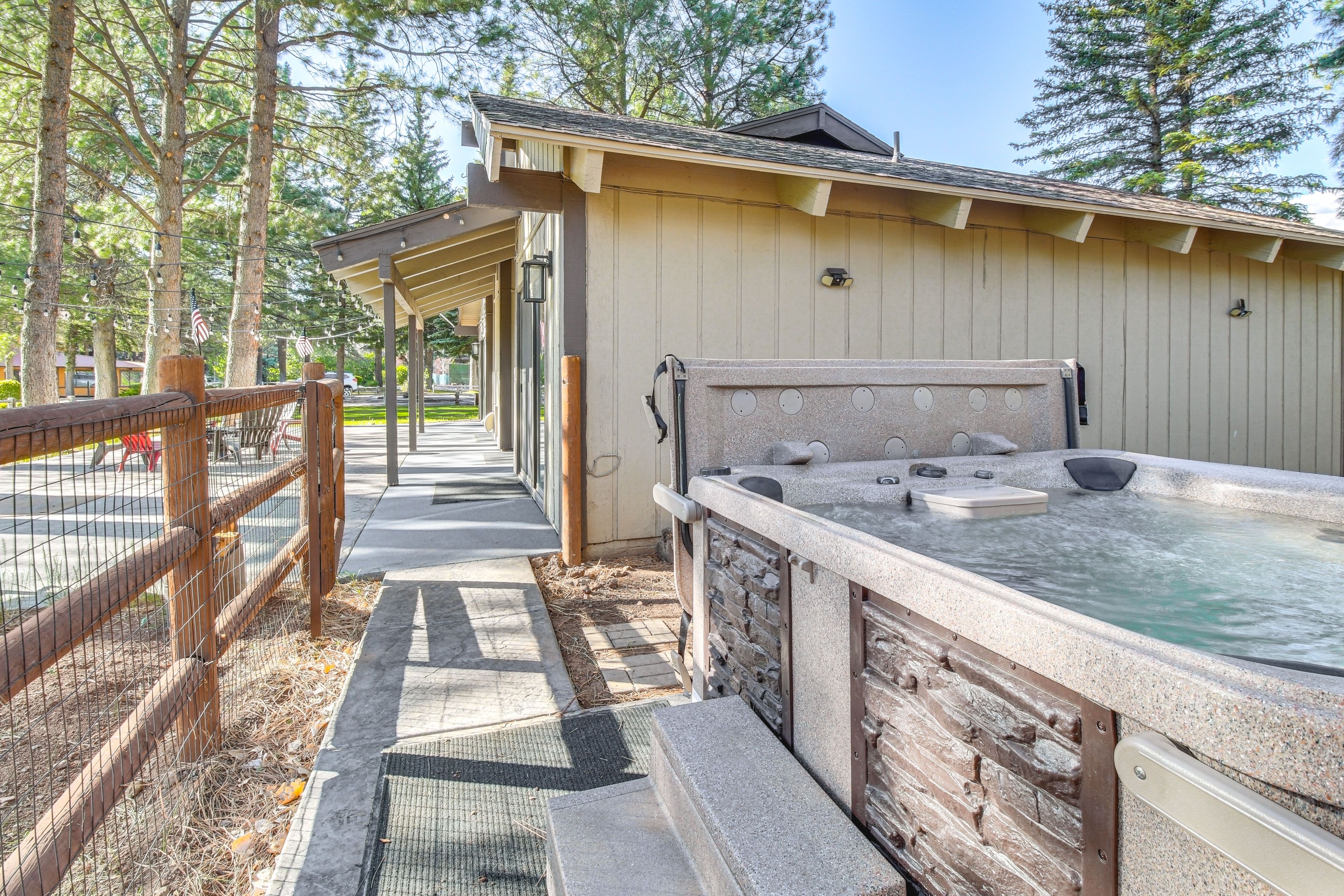 Private Hot Tub