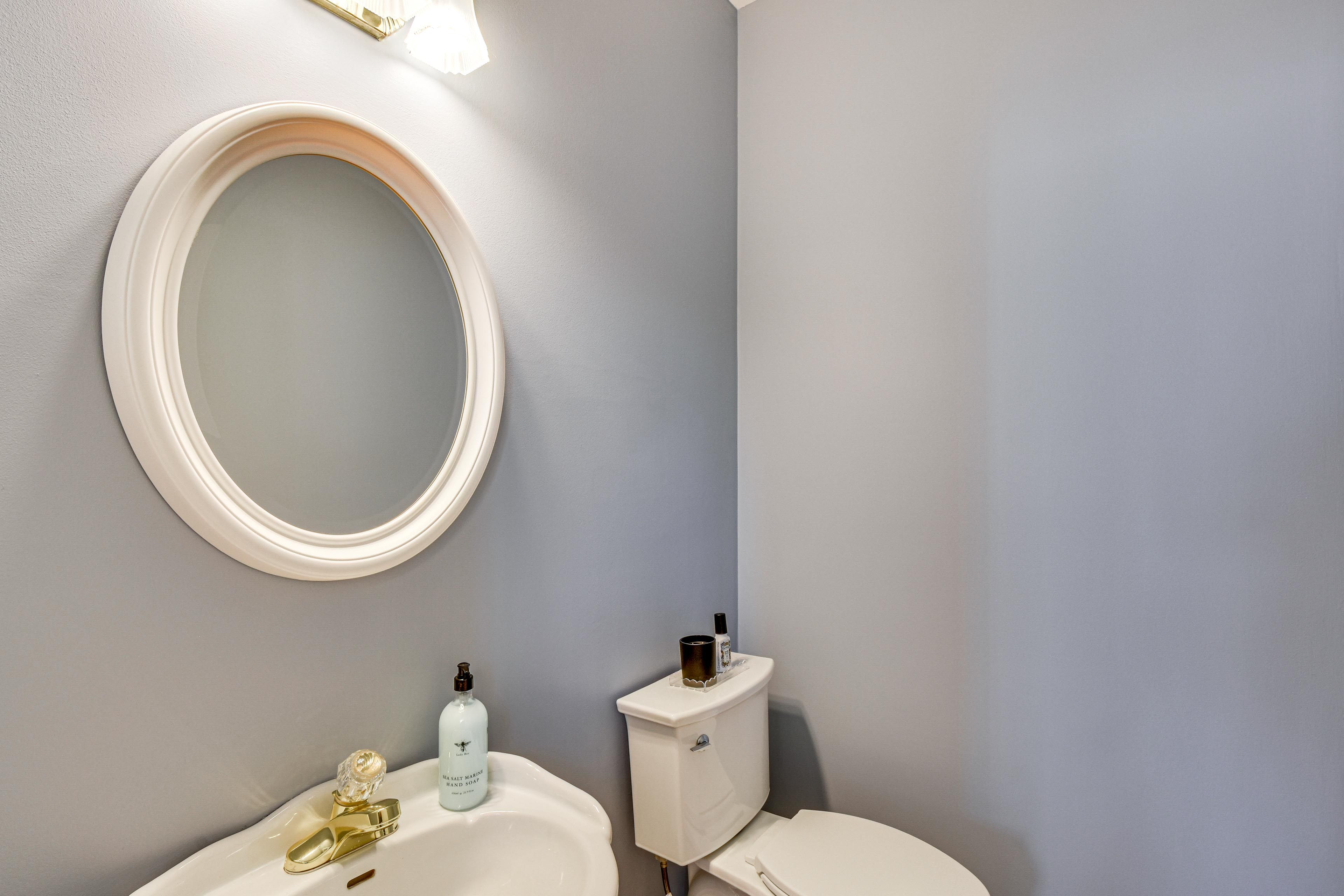 Half Bathroom | 1st Floor