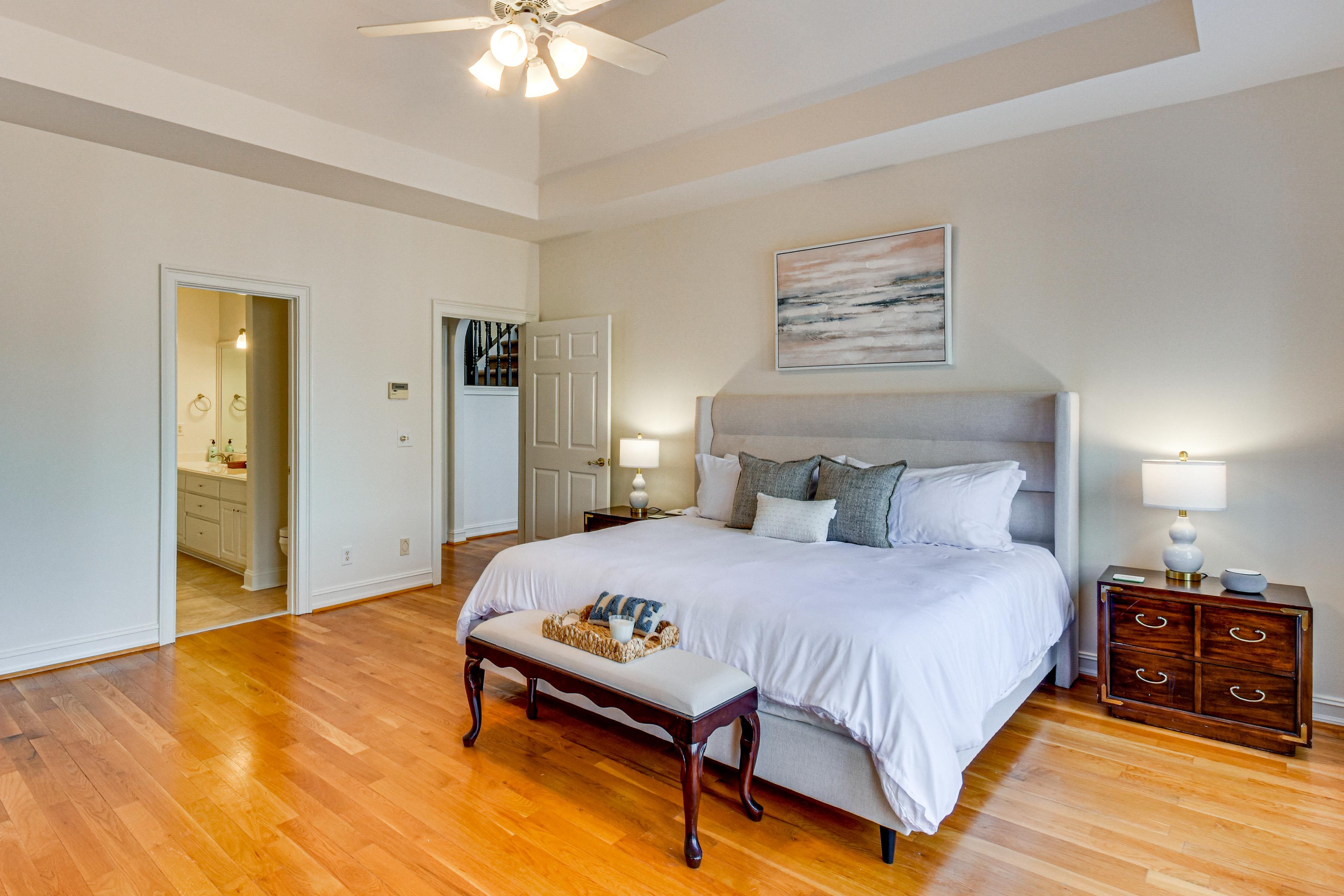 Bedroom 1 | 1st Floor | King Bed