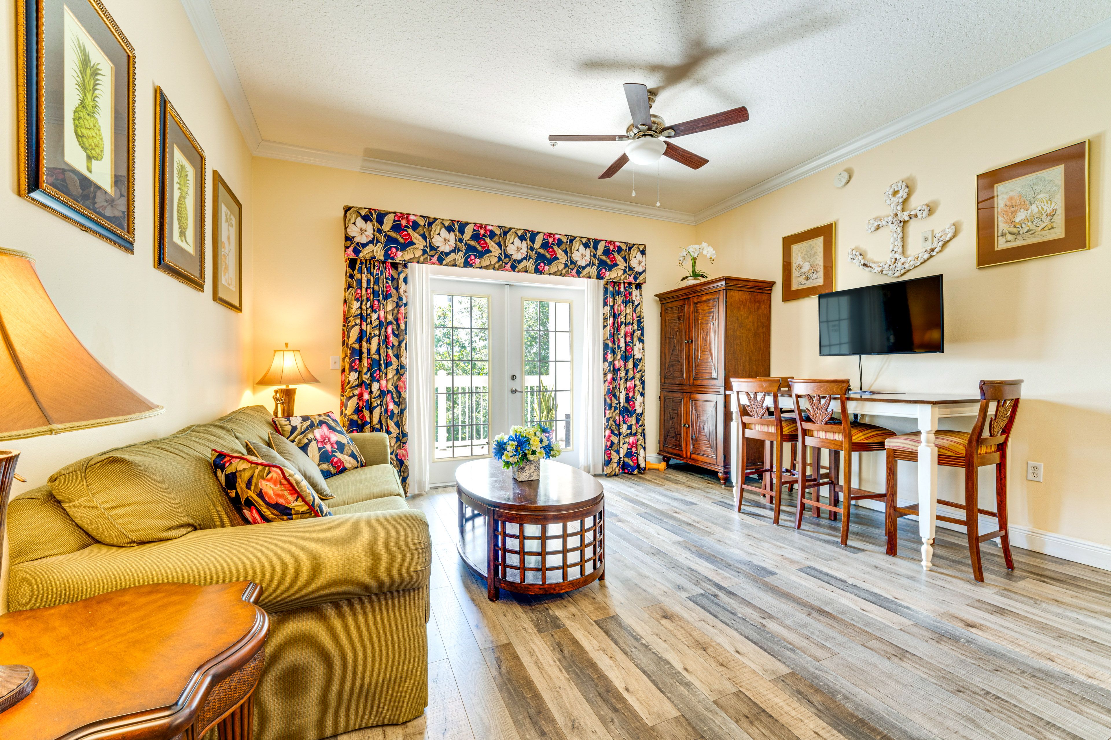 Living Room | Queen Sleeper Sofa | Central A/C & Heat