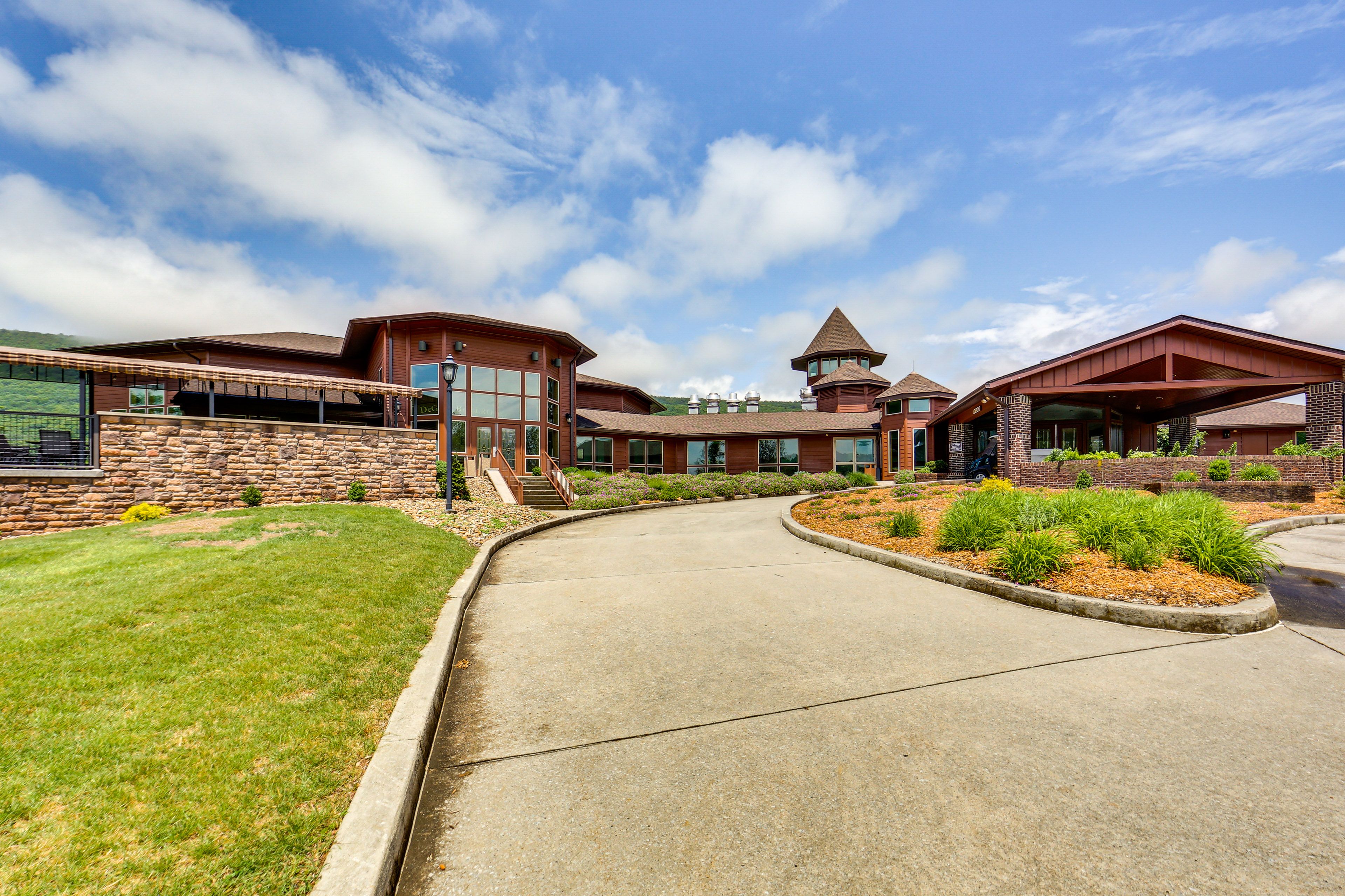 Scotch Valley Country Club Nearby