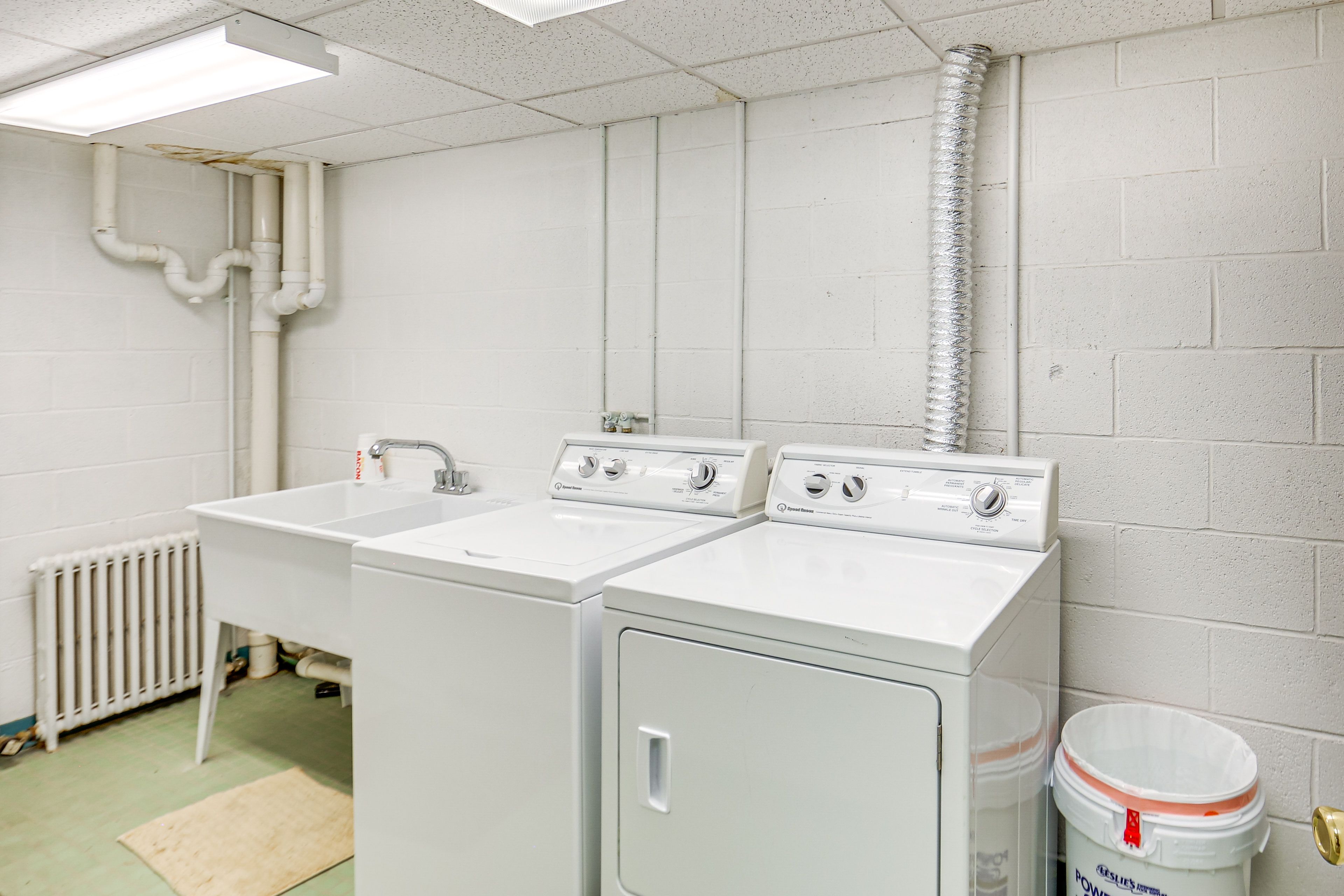 Laundry Room | Lower Level