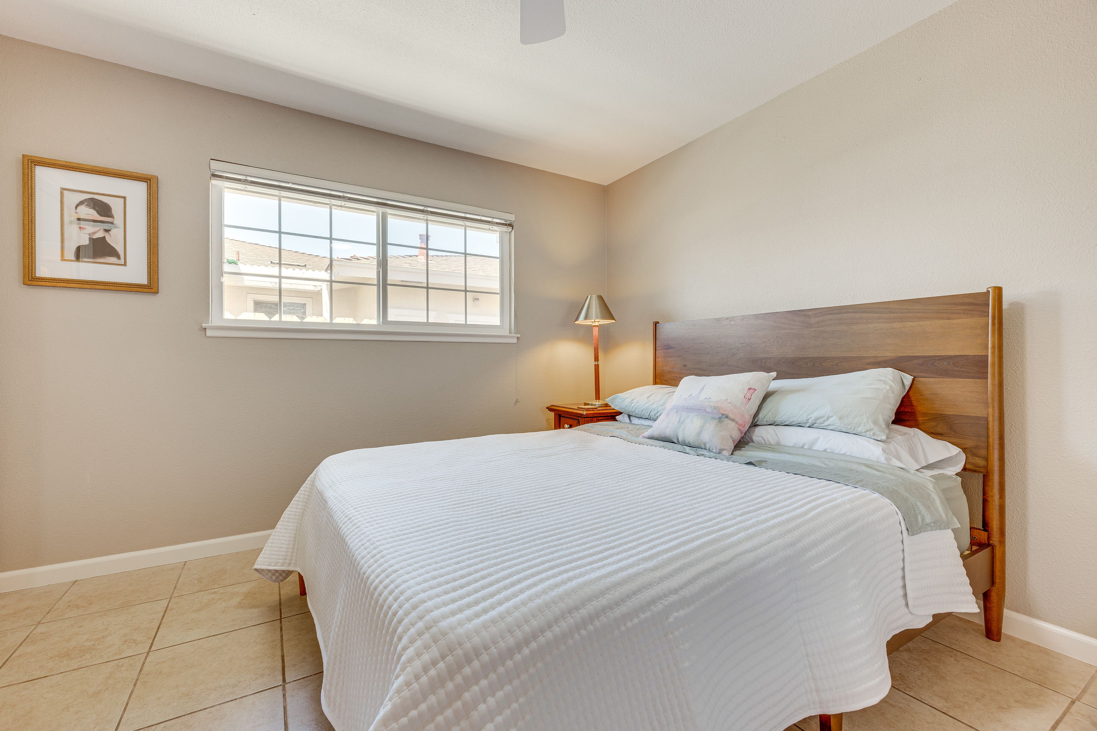 Bedroom 2 | Queen Bed