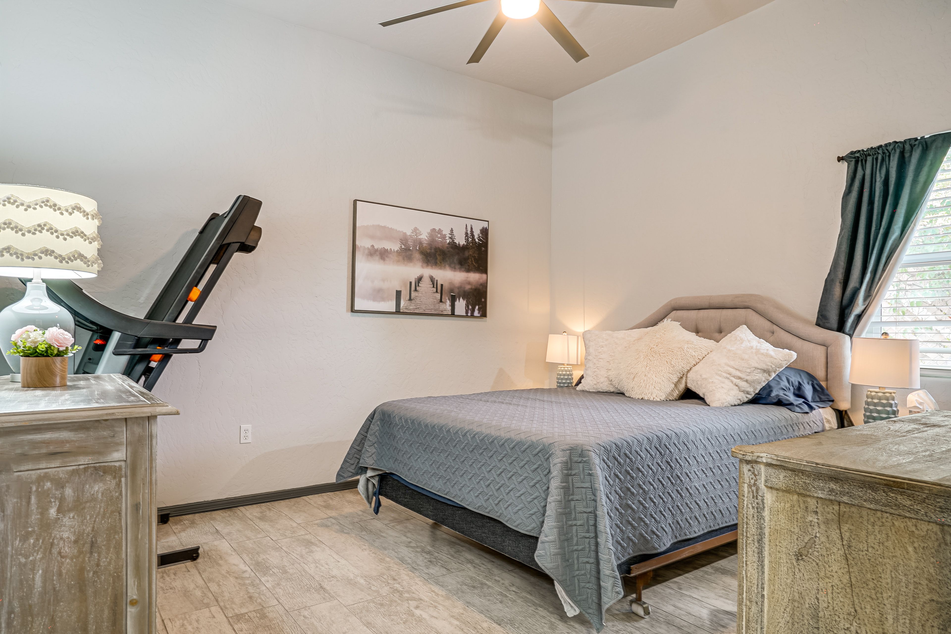Bedroom | Queen Bed | Linens Provided | Treadmill
