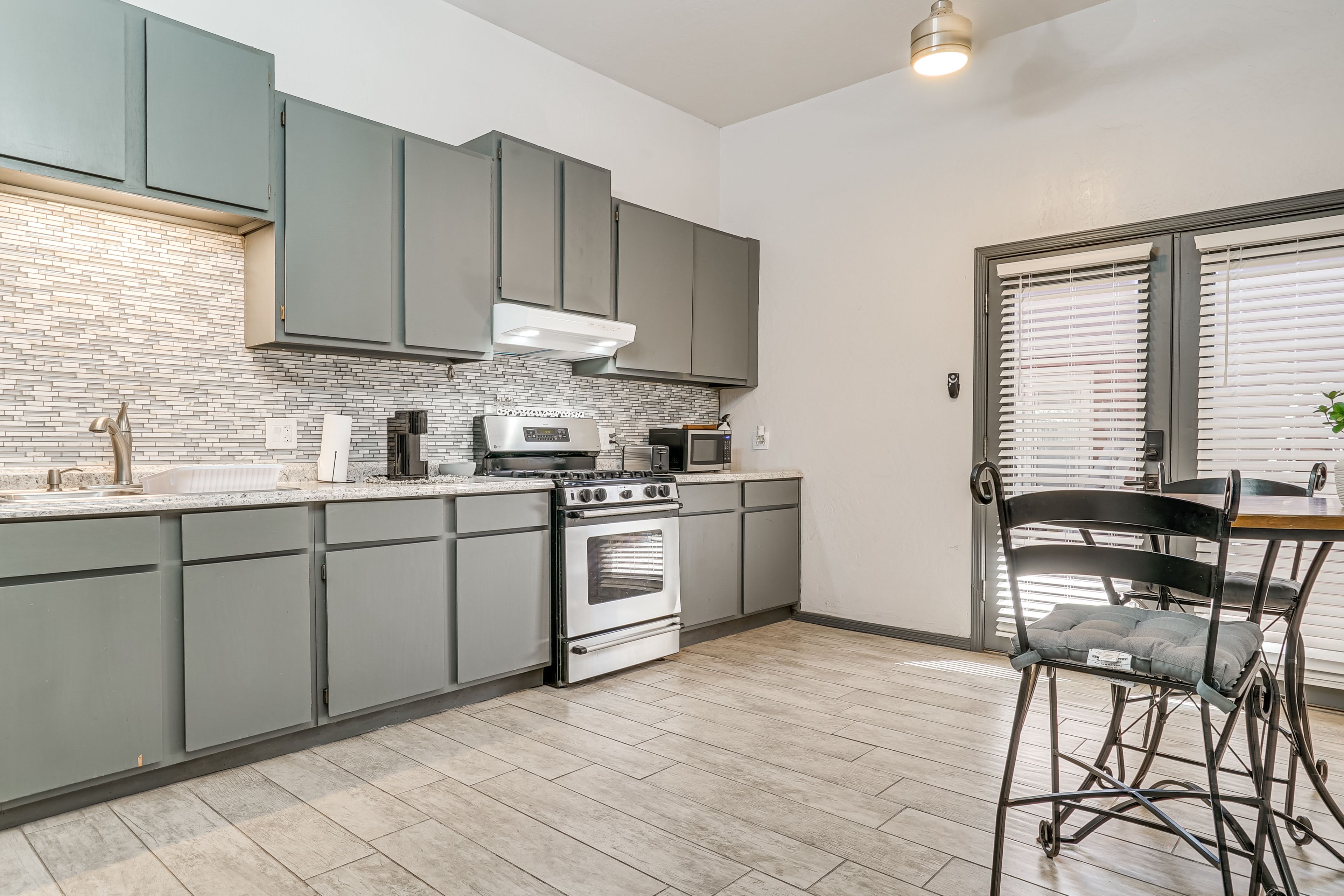 Kitchen | Keurig Coffee Maker | Toaster Oven | Cooking Basics