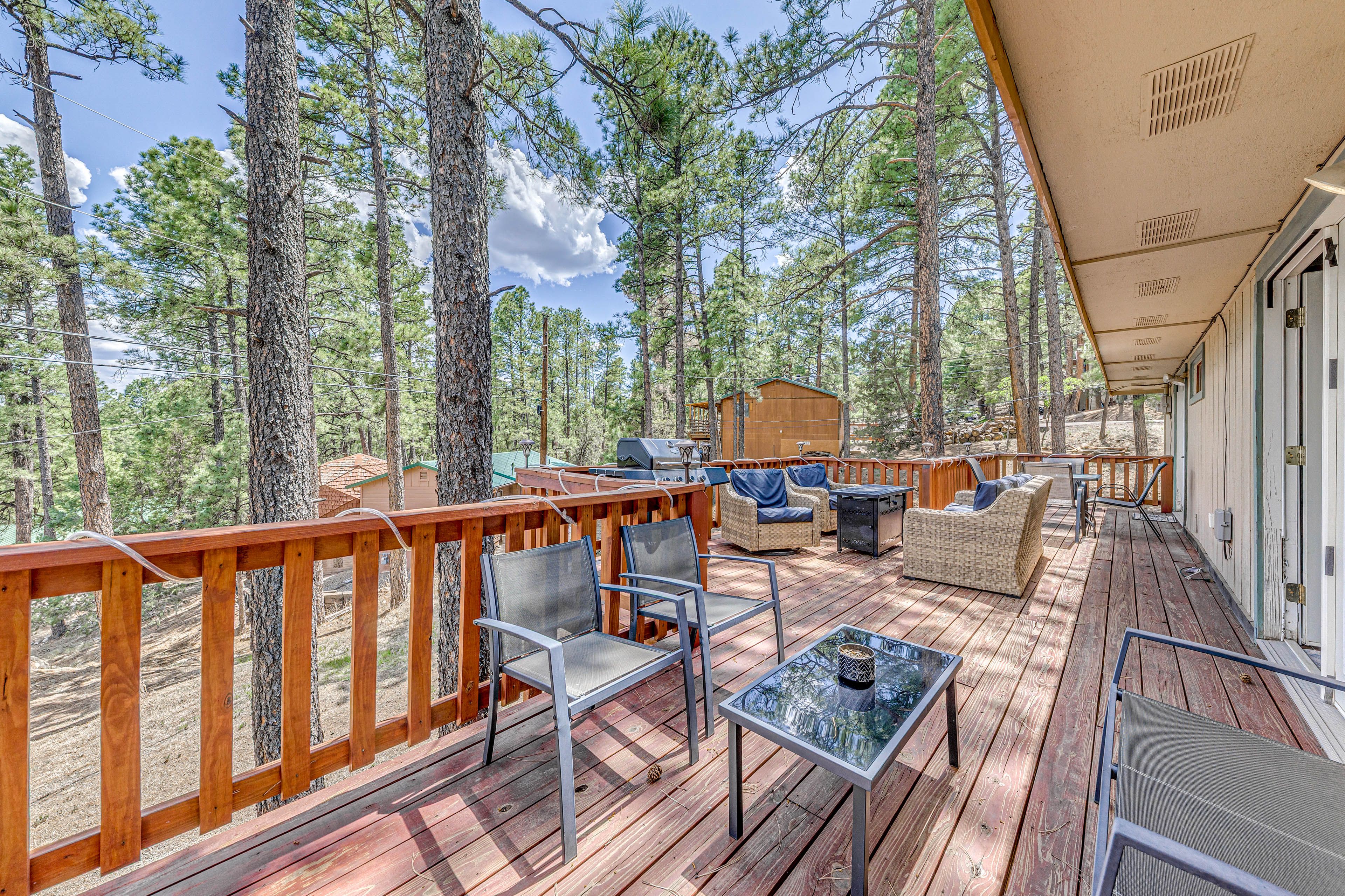 Ruidoso Vacation Rental | 4BR | 2.5BA | Steps Required | 2,069 Sq Ft