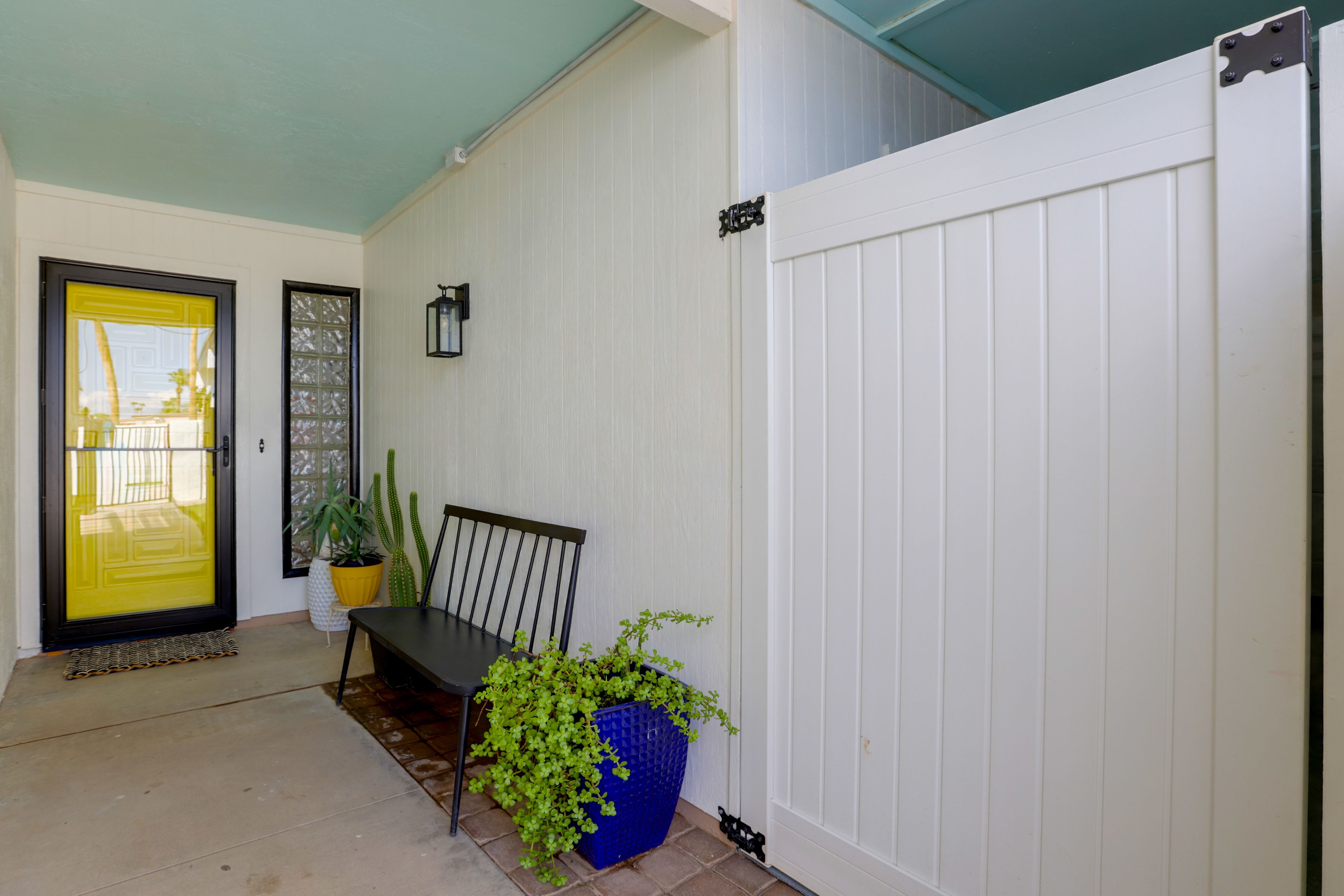 Private Entrance
