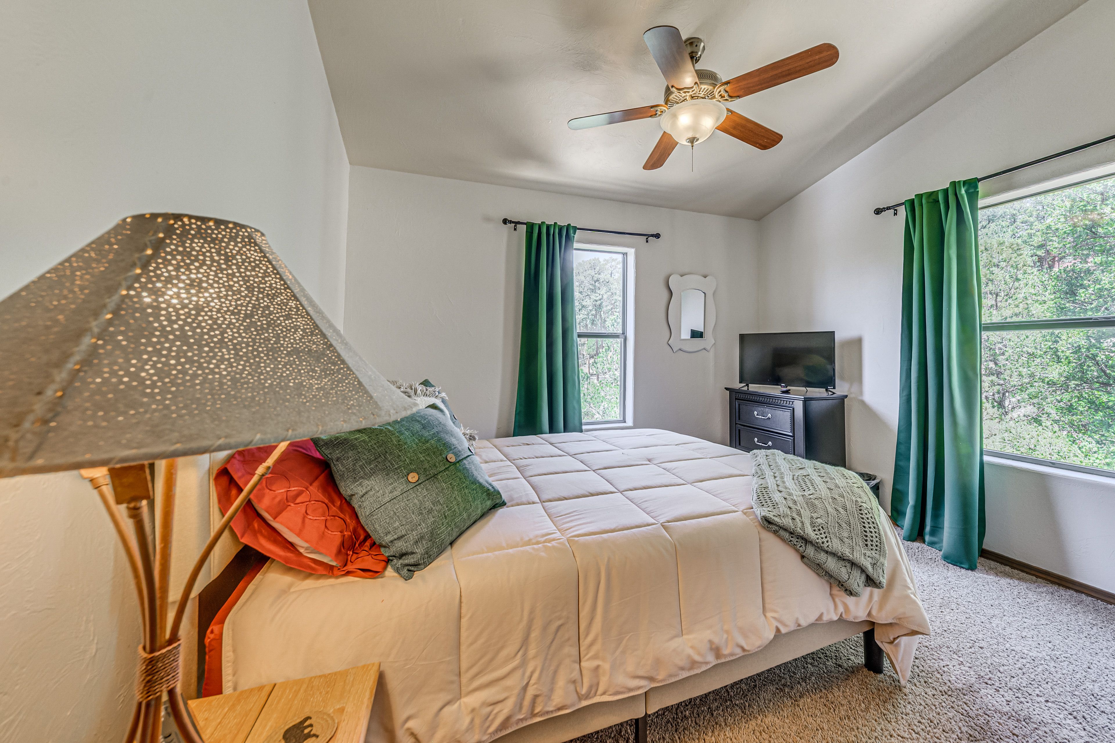 Bedroom 2 | Queen Bed | Linens Provided
