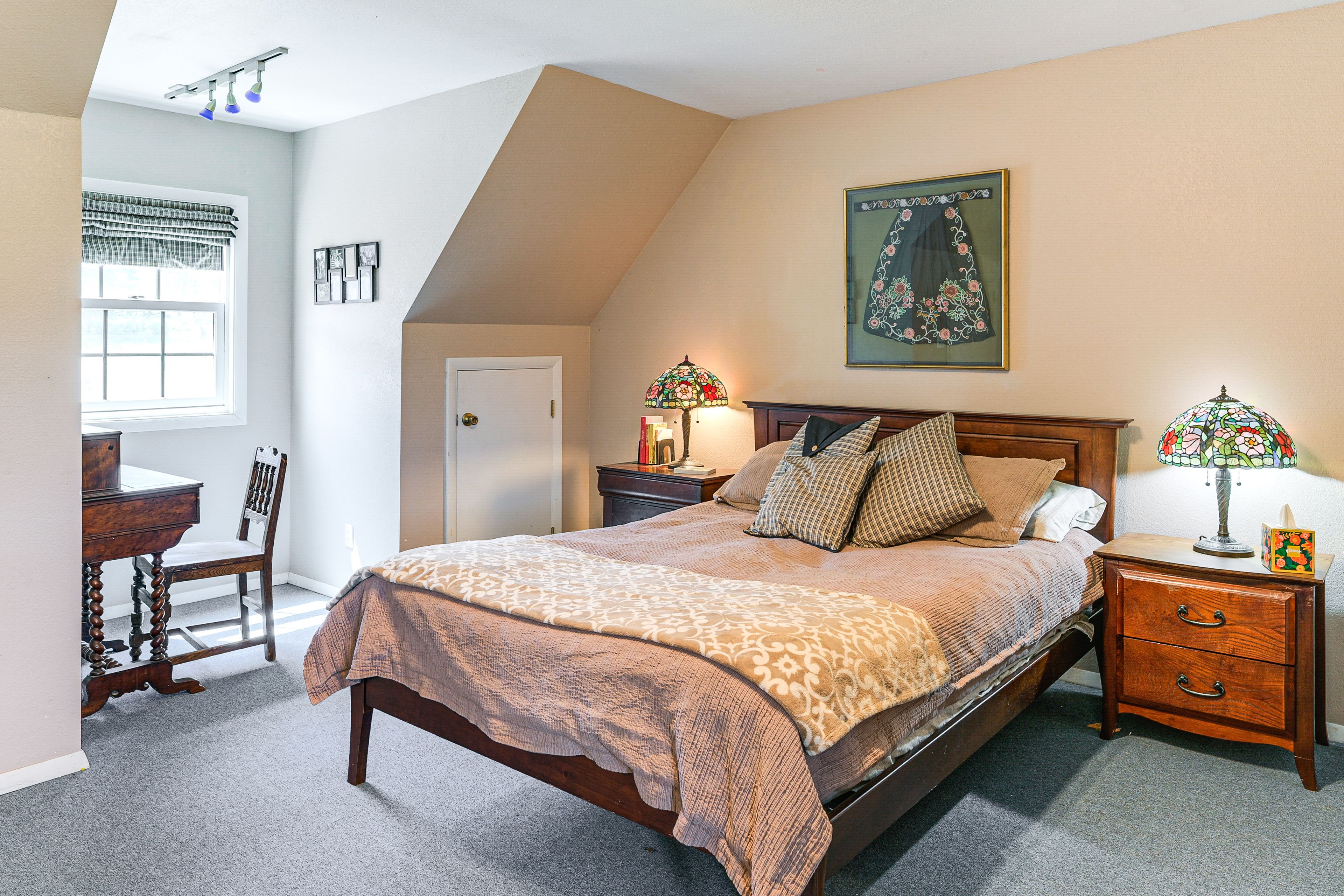 Bedroom 3 | Queen Bed | 2nd Floor