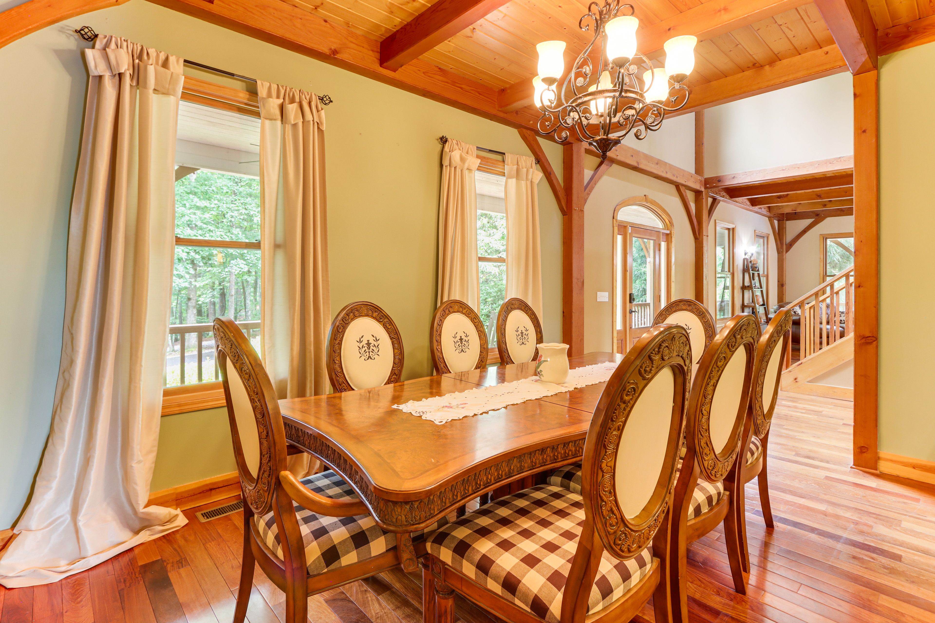 Dining Room | Main Level